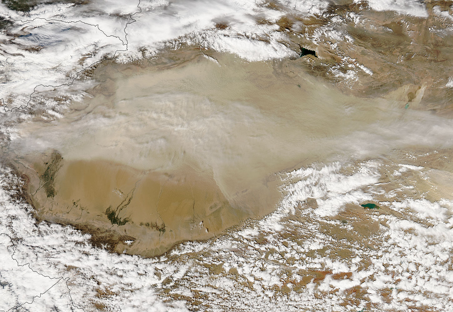 Dust storm in Taklimakan Desert, Western China - related image preview
