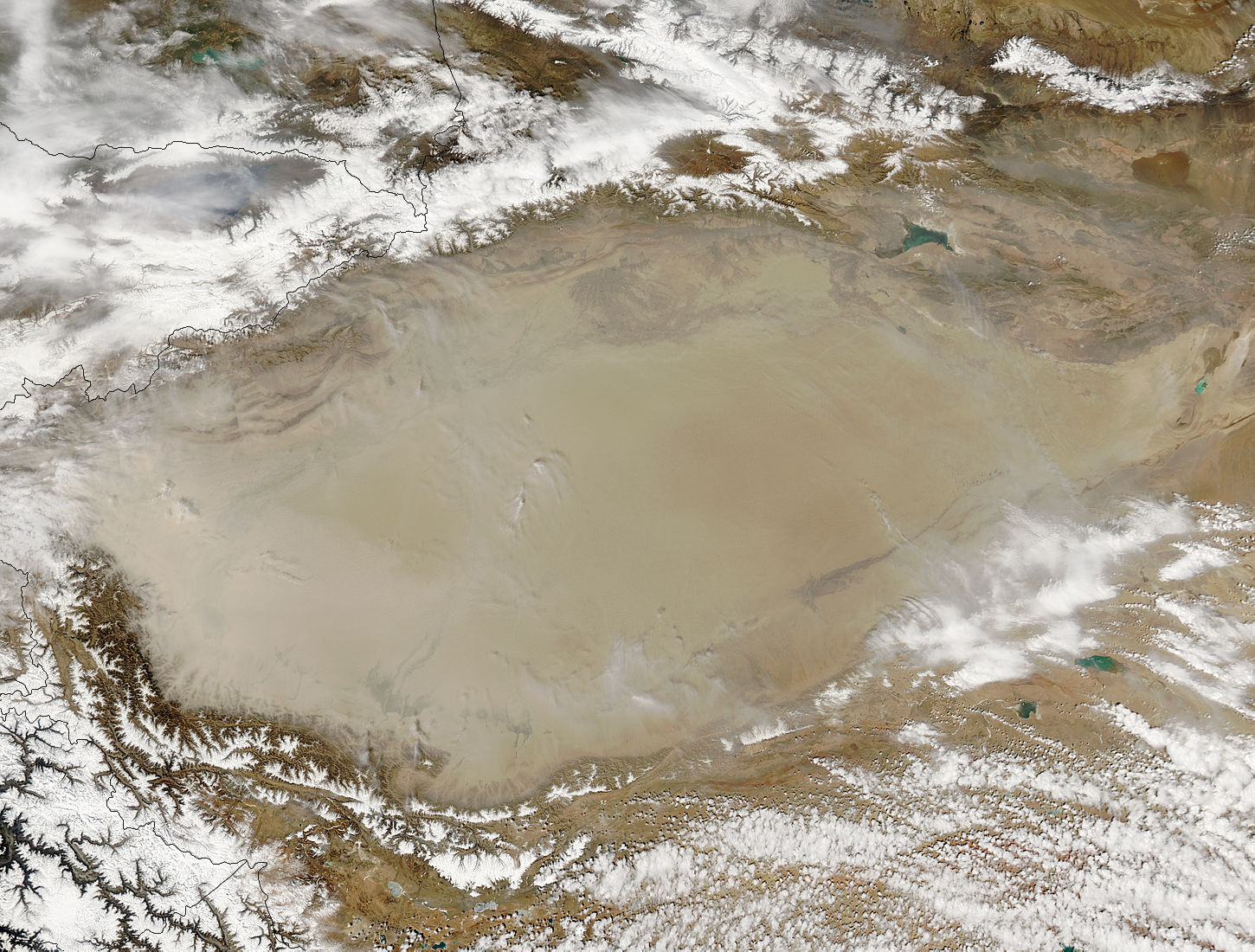 Dust storm in Taklimakan Desert, Western China - related image preview
