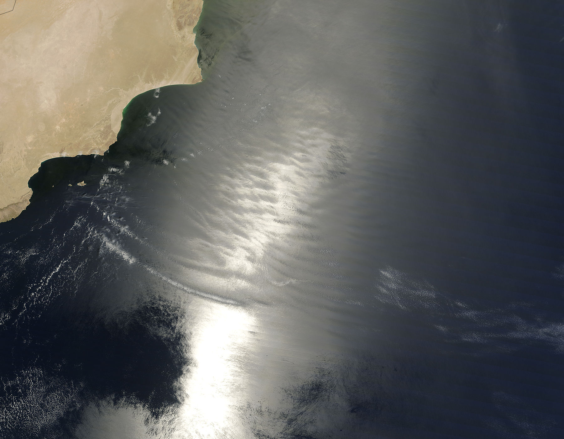 Atmospheric gravity waves over the Arabian Sea - related image preview