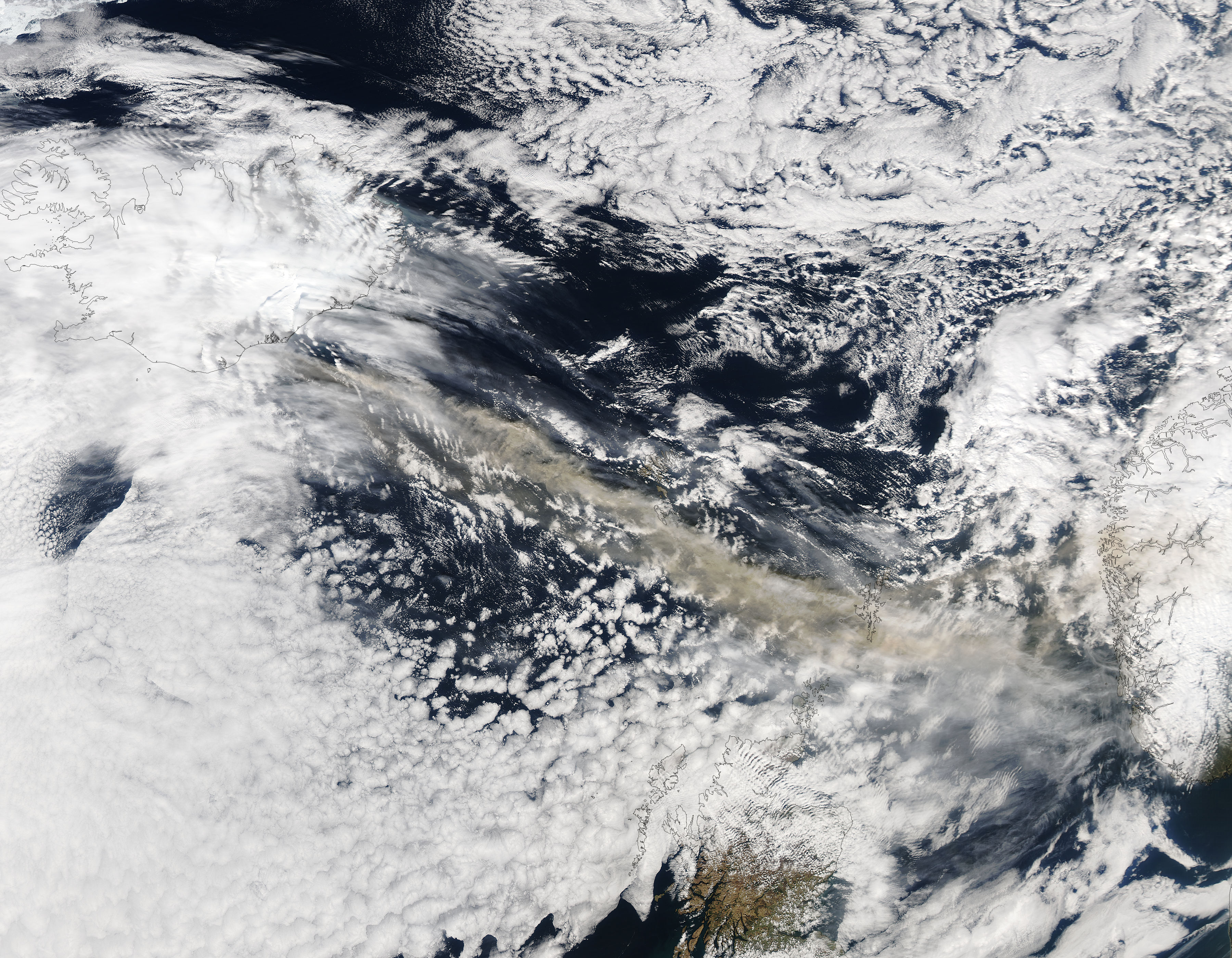 Ash plume from Eyjafjallajokull Volcano over the North Atlantic (afternoon overpass) - related image preview