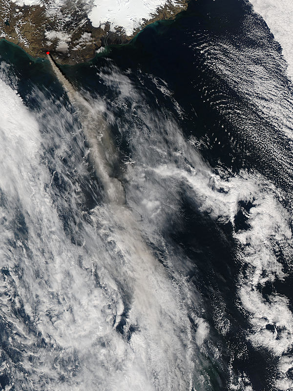 Ash plume from Eyjafjallajokull Volcano, Iceland - related image preview