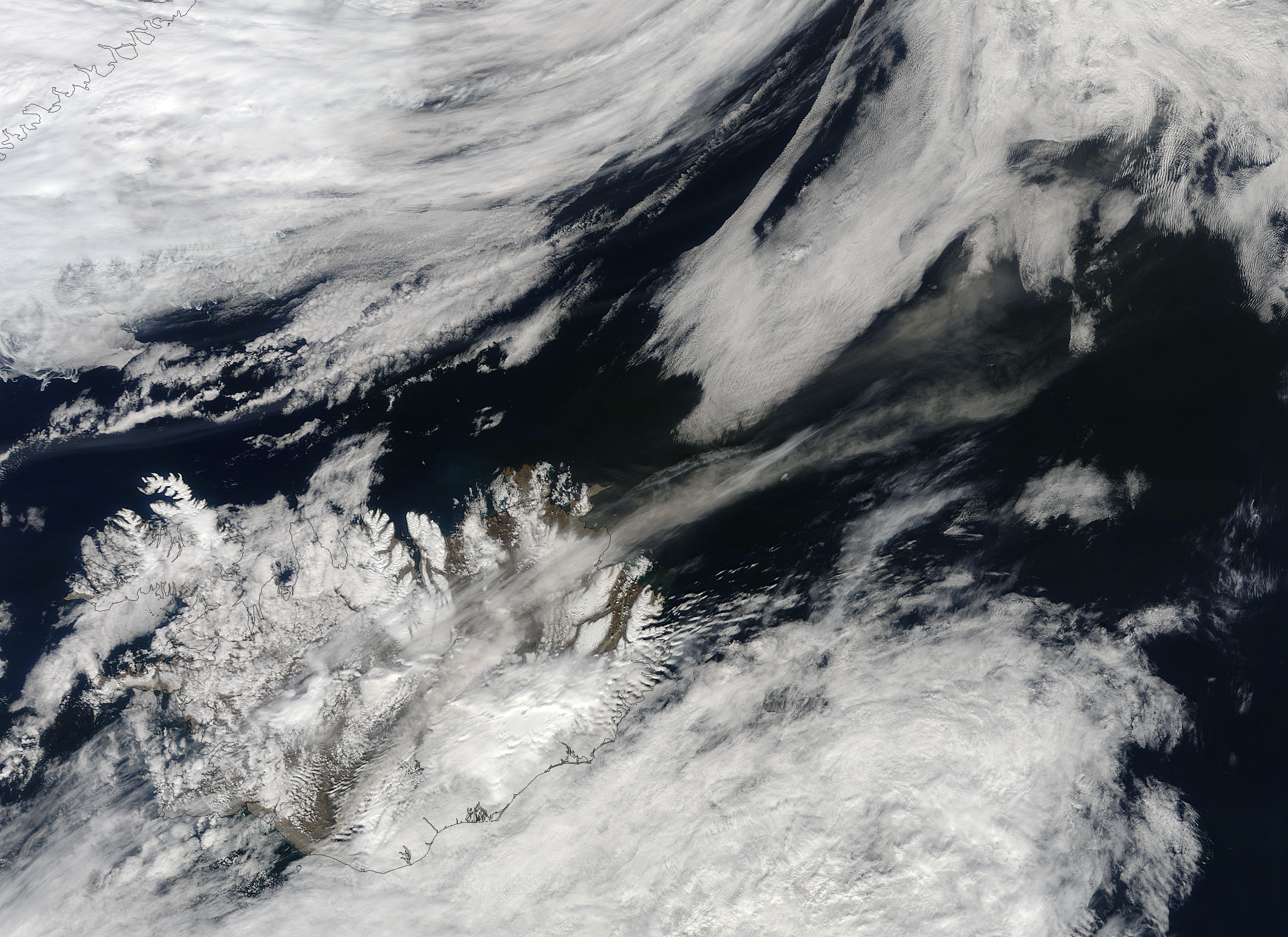 Ash plume from Eyjafjallajokull Volcano, Iceland - related image preview