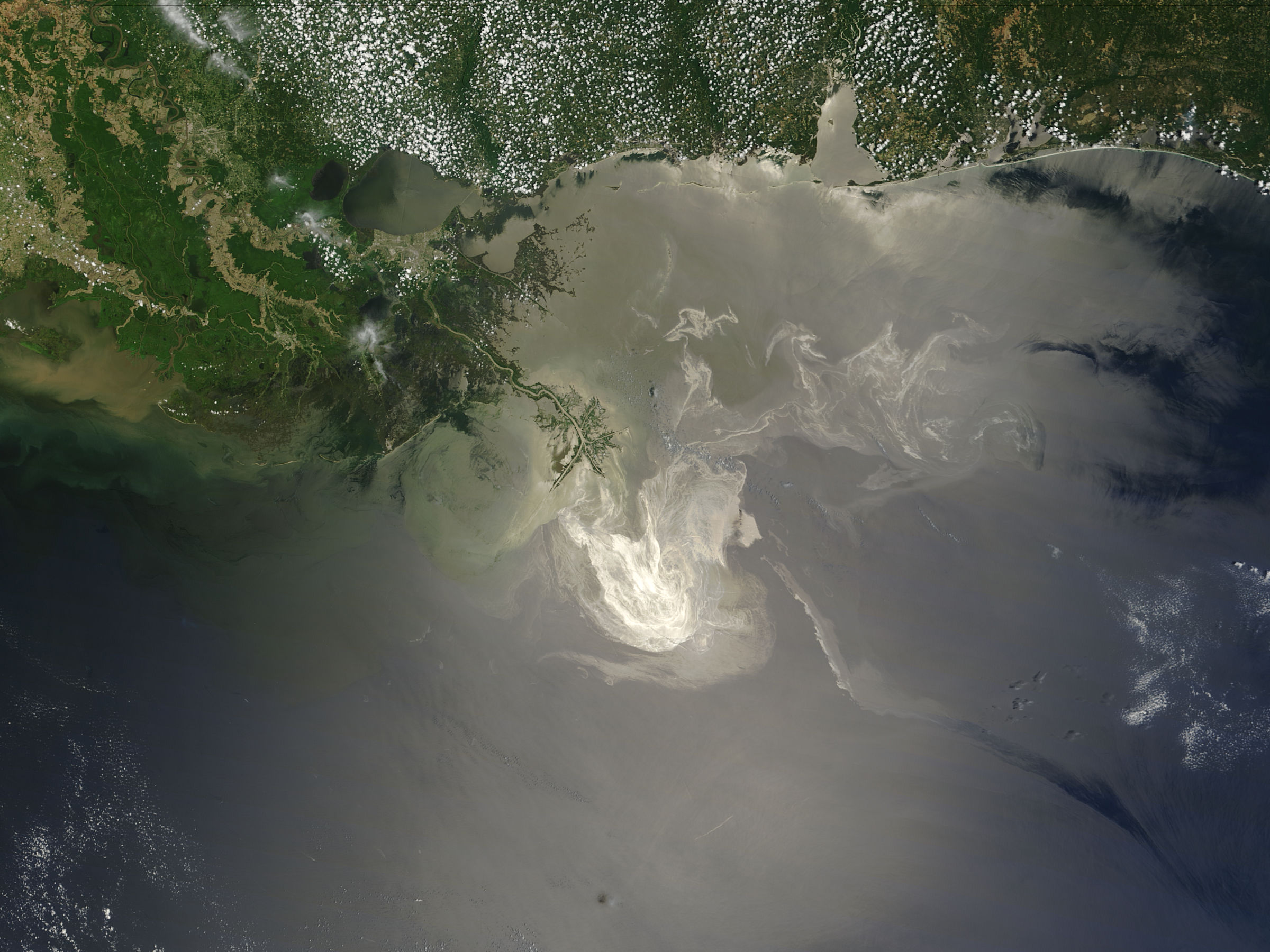 Oil slick in the Gulf of Mexico - related image preview