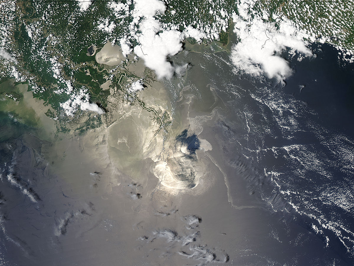 Oil slick in the Gulf of Mexico - related image preview