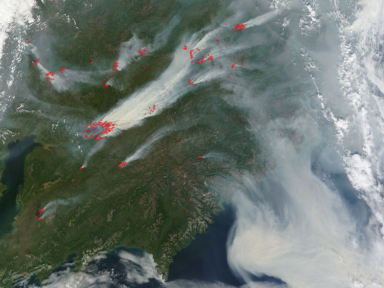 Fires and smoke in eastern Siberia - related imagethumbnail