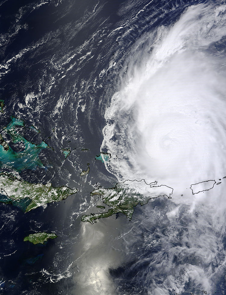 Hurricane Earl (07L) in the Atlantic Ocean - related image preview