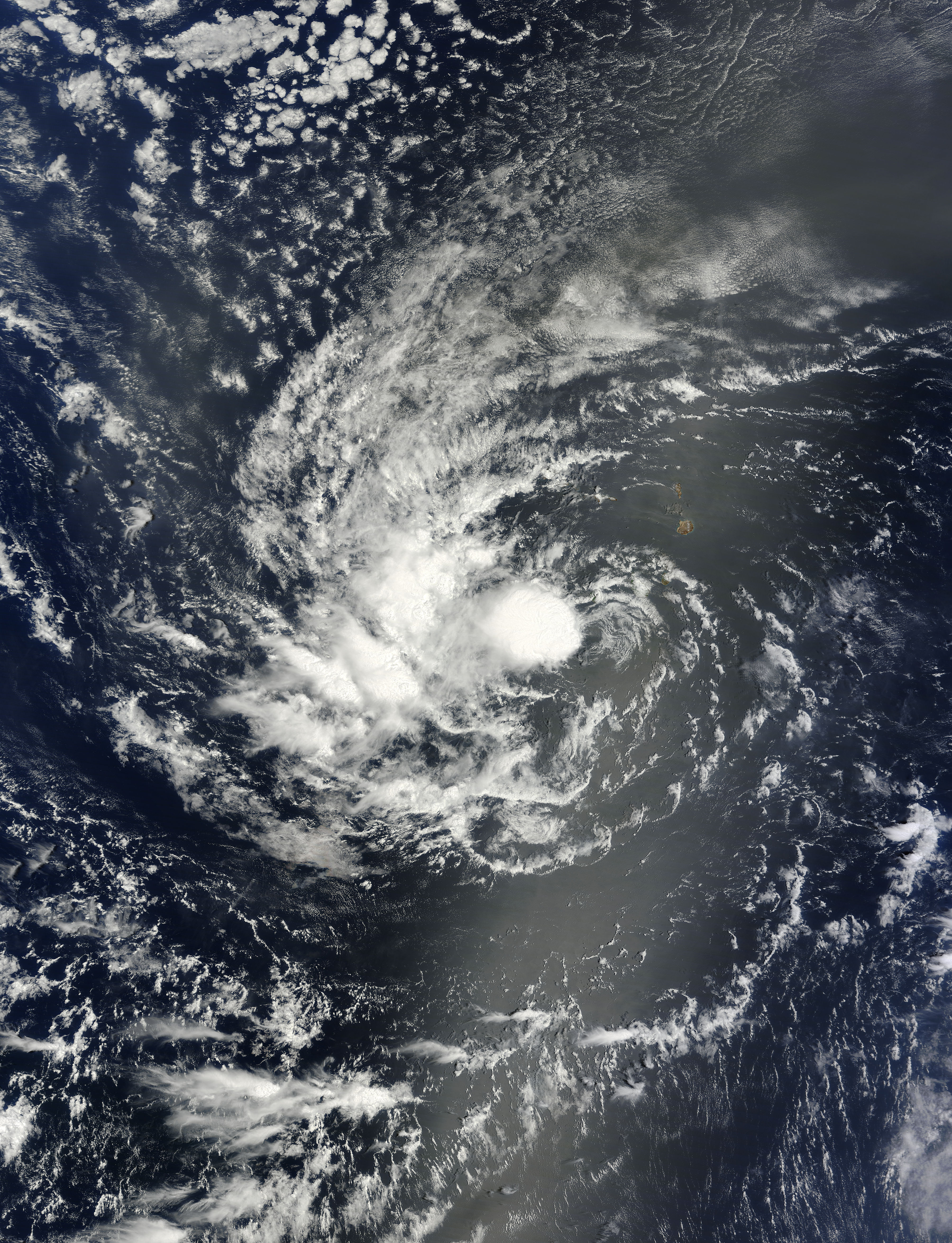 Tropical Storm Igor (11L) over the Cape Verde Islands - related image preview