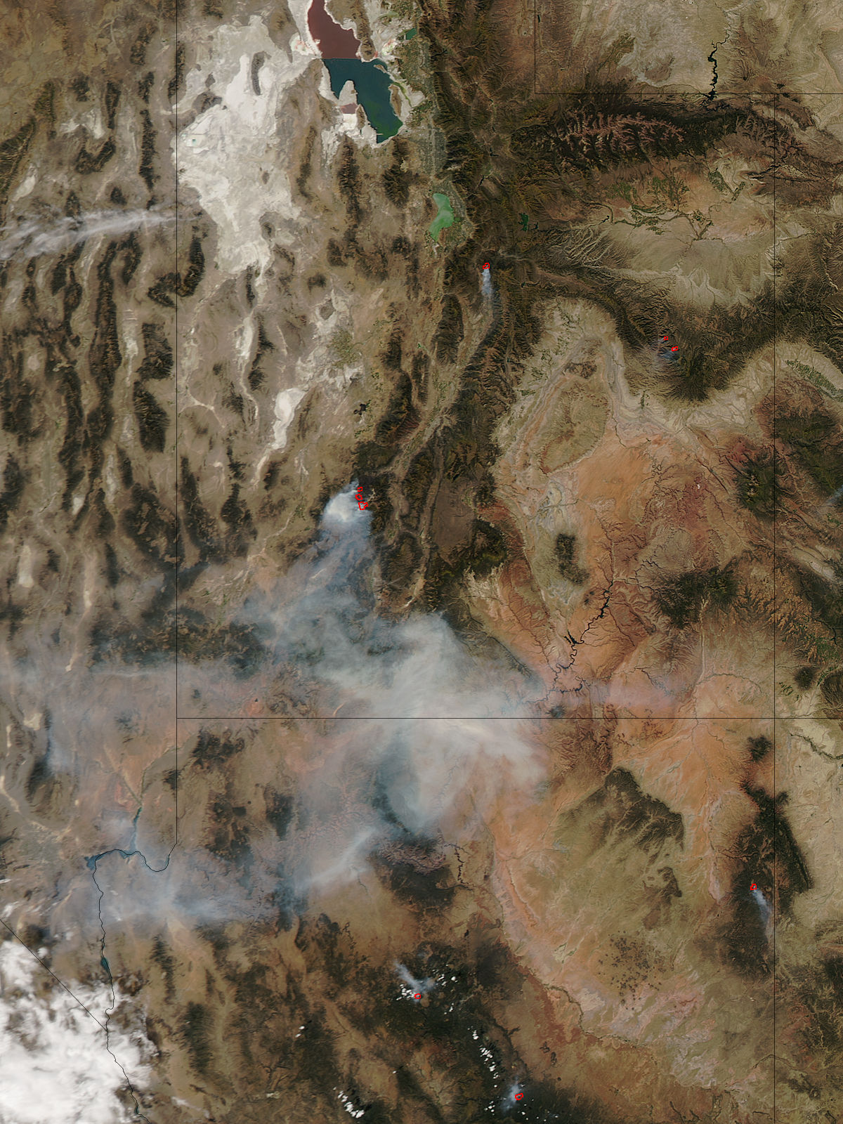 Twitchell Canyon Fire in central Utah - related image preview