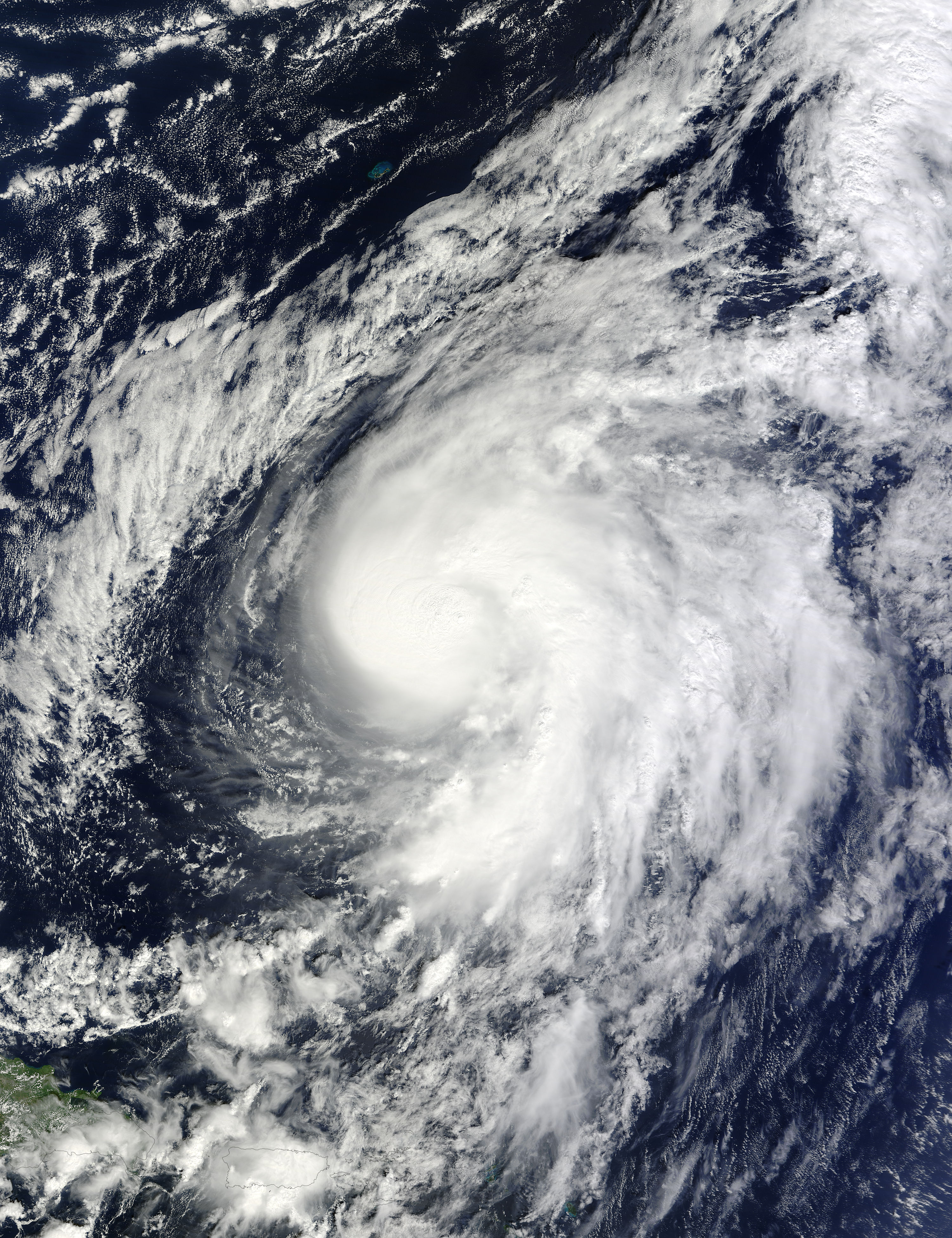 Hurricane Otto (17L) off Puerto Rico - related image preview