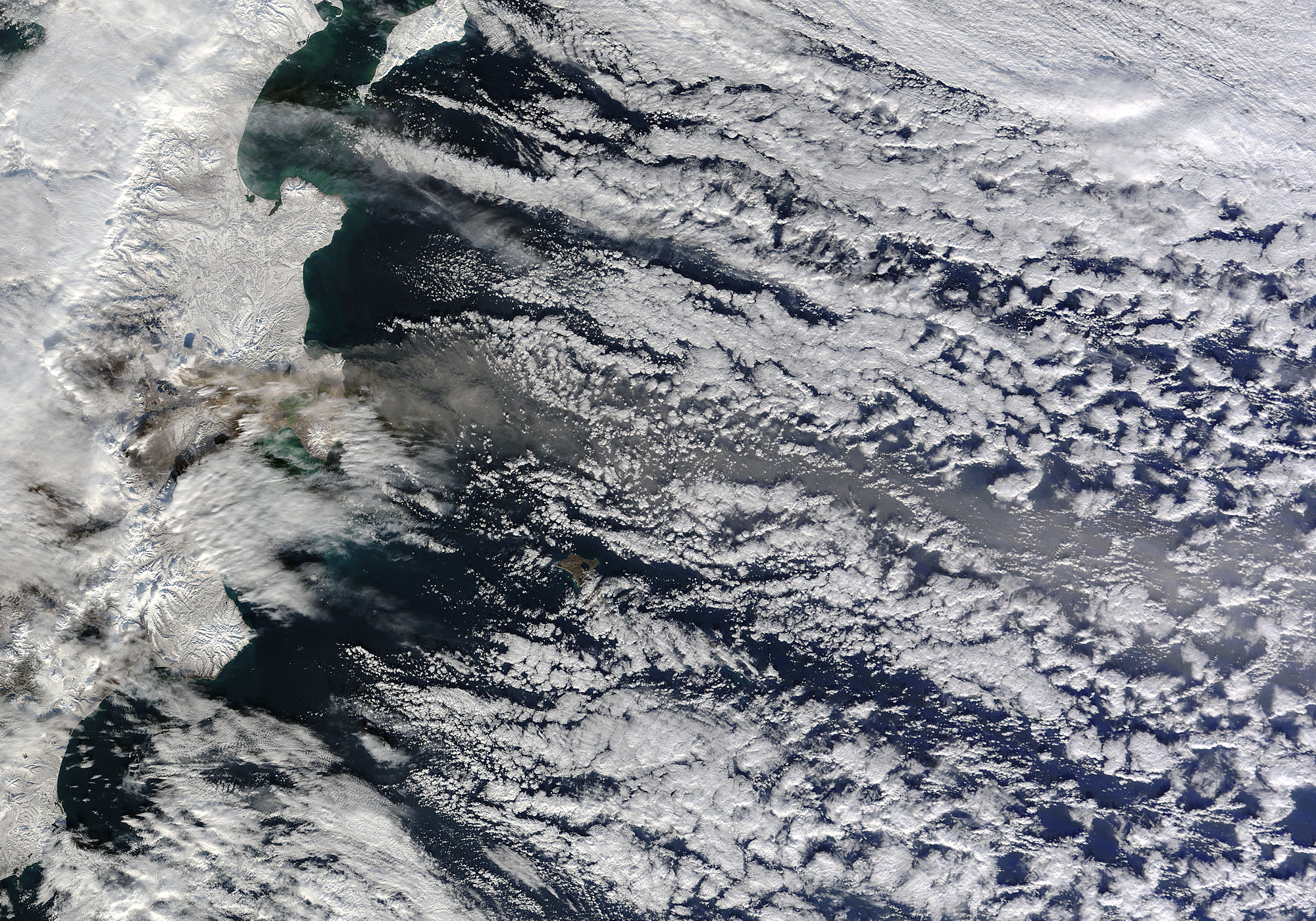 Ash plume from Shiveluch, Kamchatka Peninsula, eastern Russia - related imagethumbnail