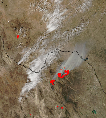 Fires and burn scars in northern Mexico and Texas (true color) - related image preview