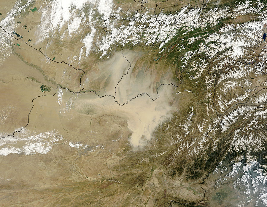 Dust storm in northern Afghanistan - related image preview