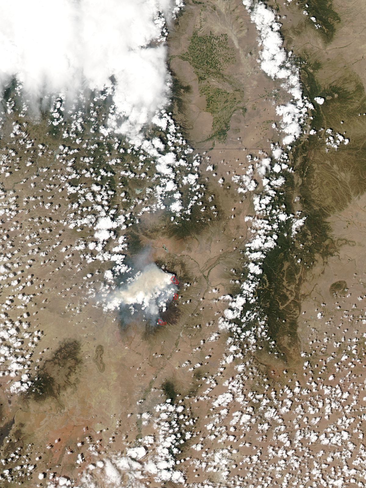 Las Conchas fire near Los Alamos, New Mexico - related image preview