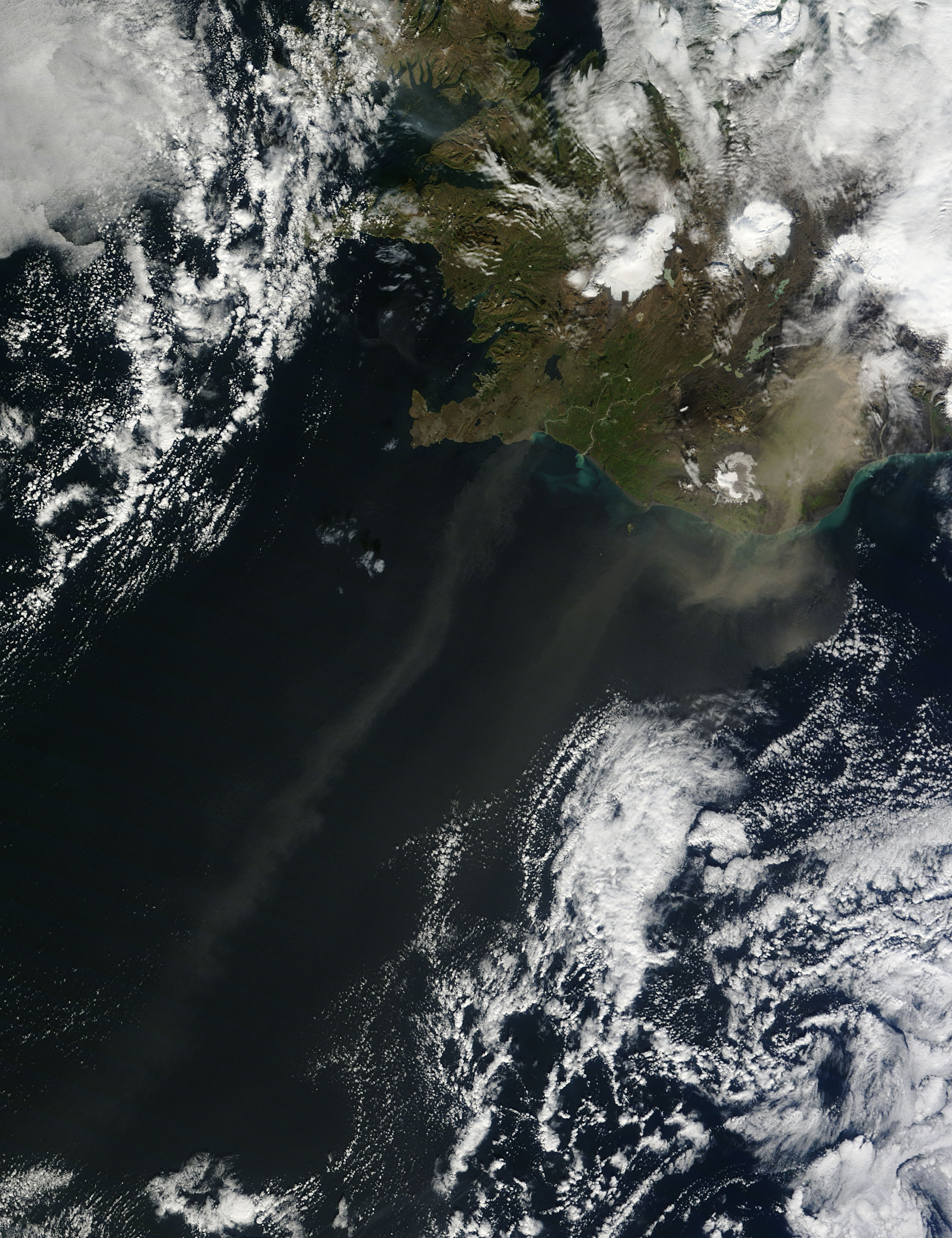 Wind-blown volcanic ash off Iceland - related image preview