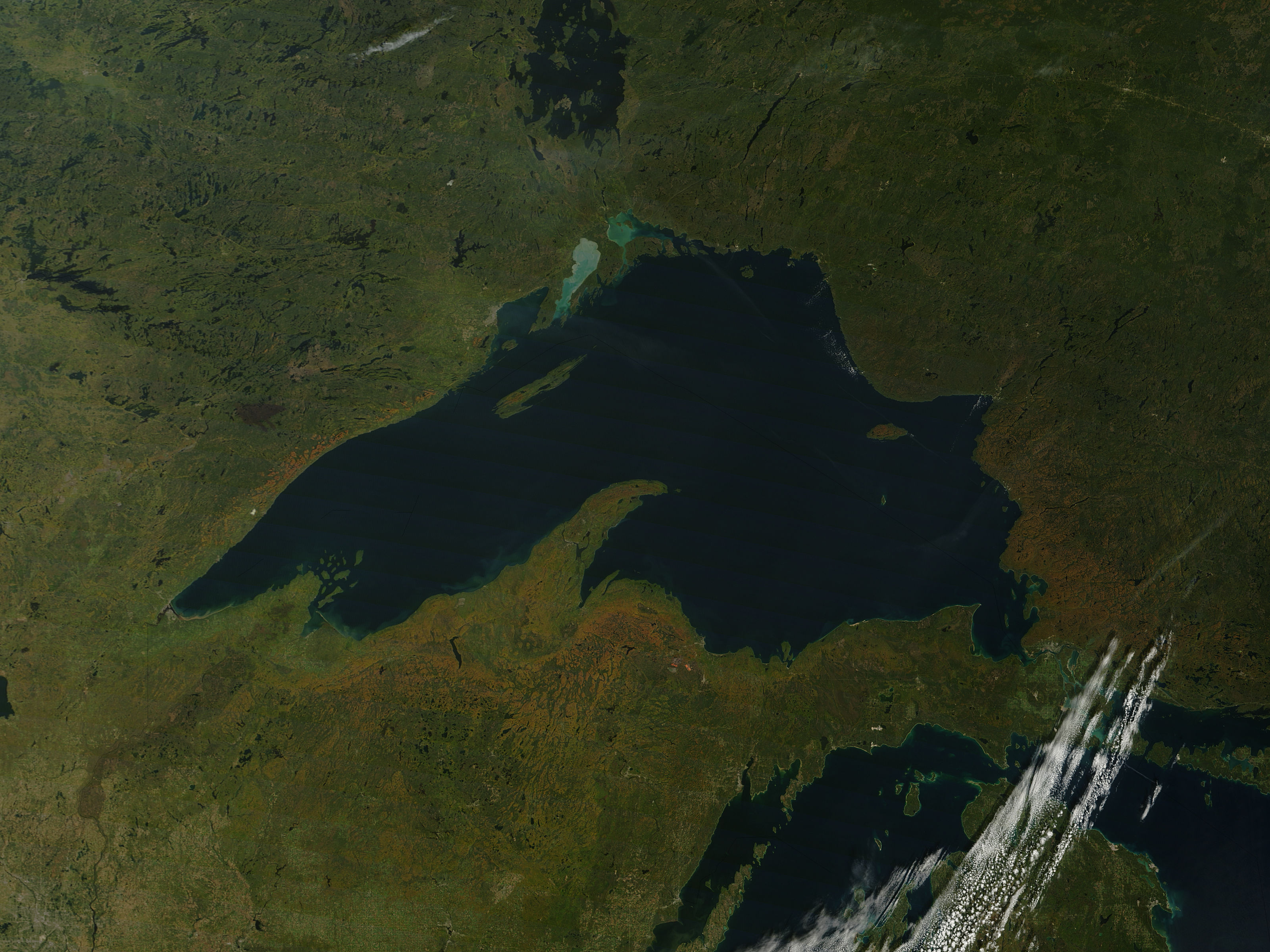 Fall colors around Lake Superior - related image preview