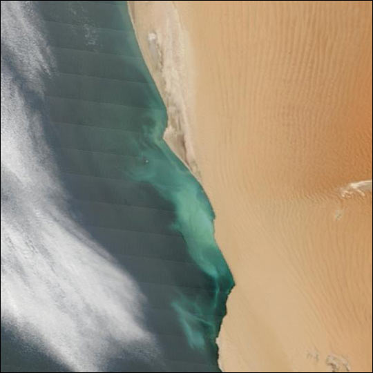 Hydrogen Sulfide Eruption Along the Coast of Namibia