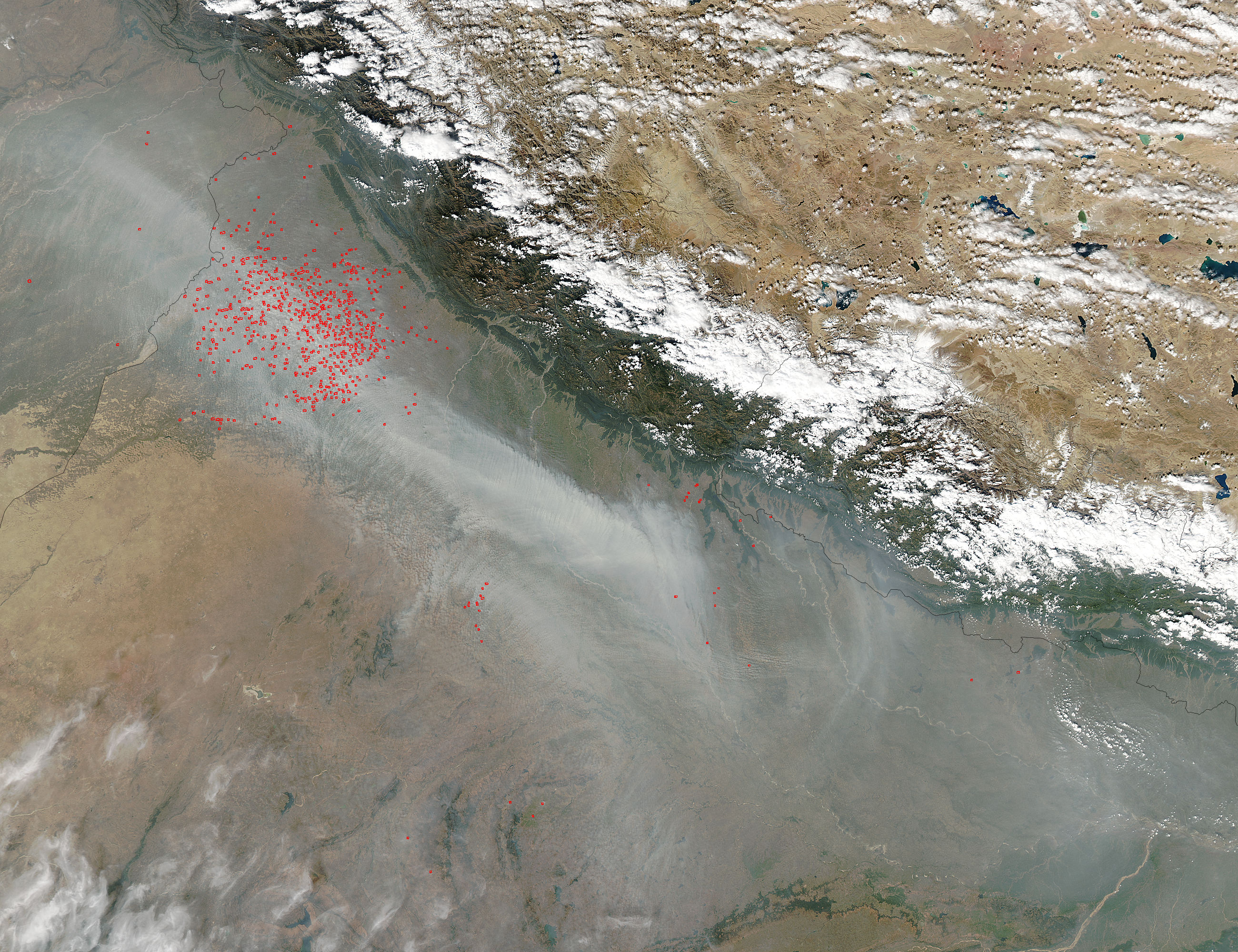 Fires and smoke in northern India - related image preview