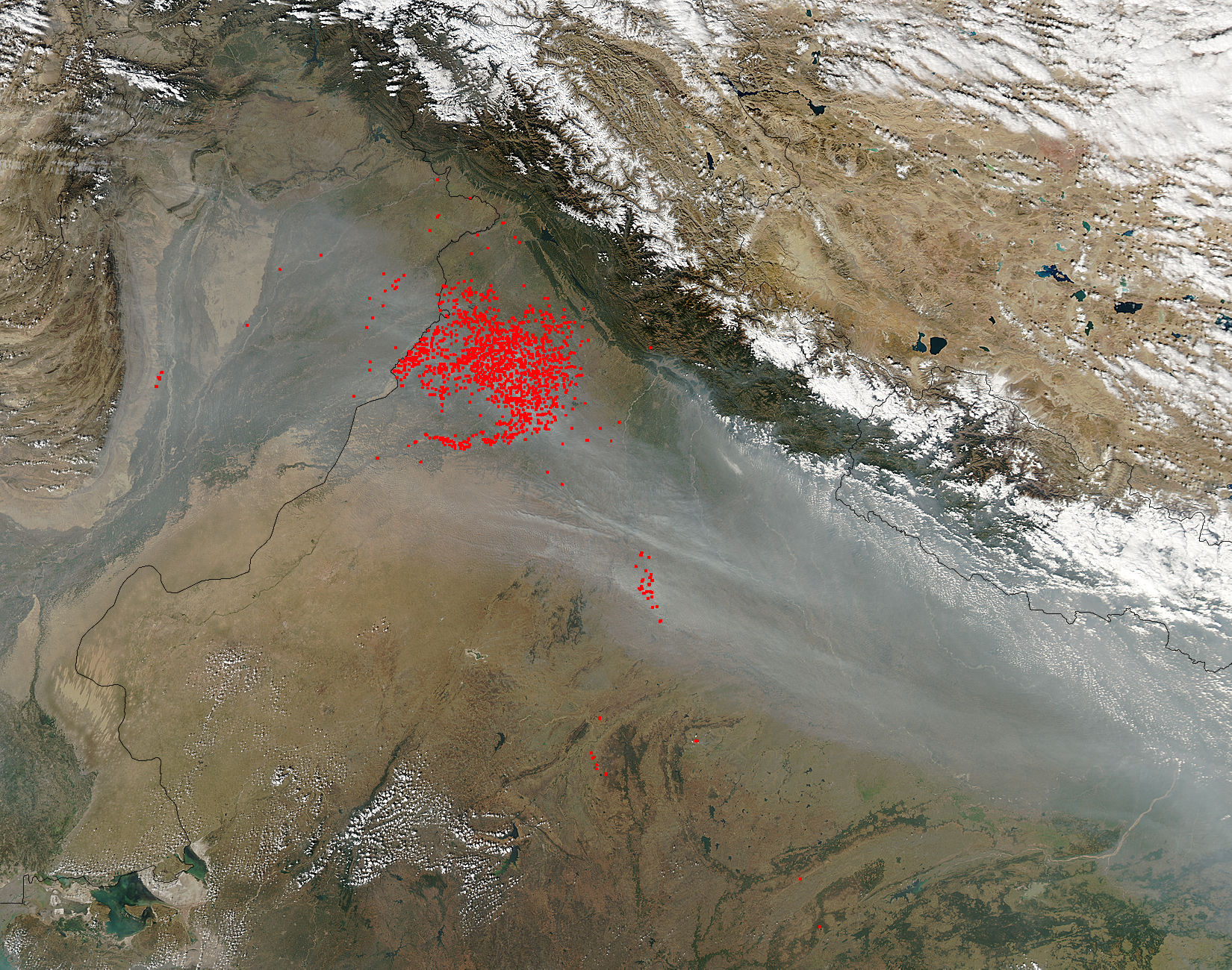 Fires and smoke in northern India - related image preview