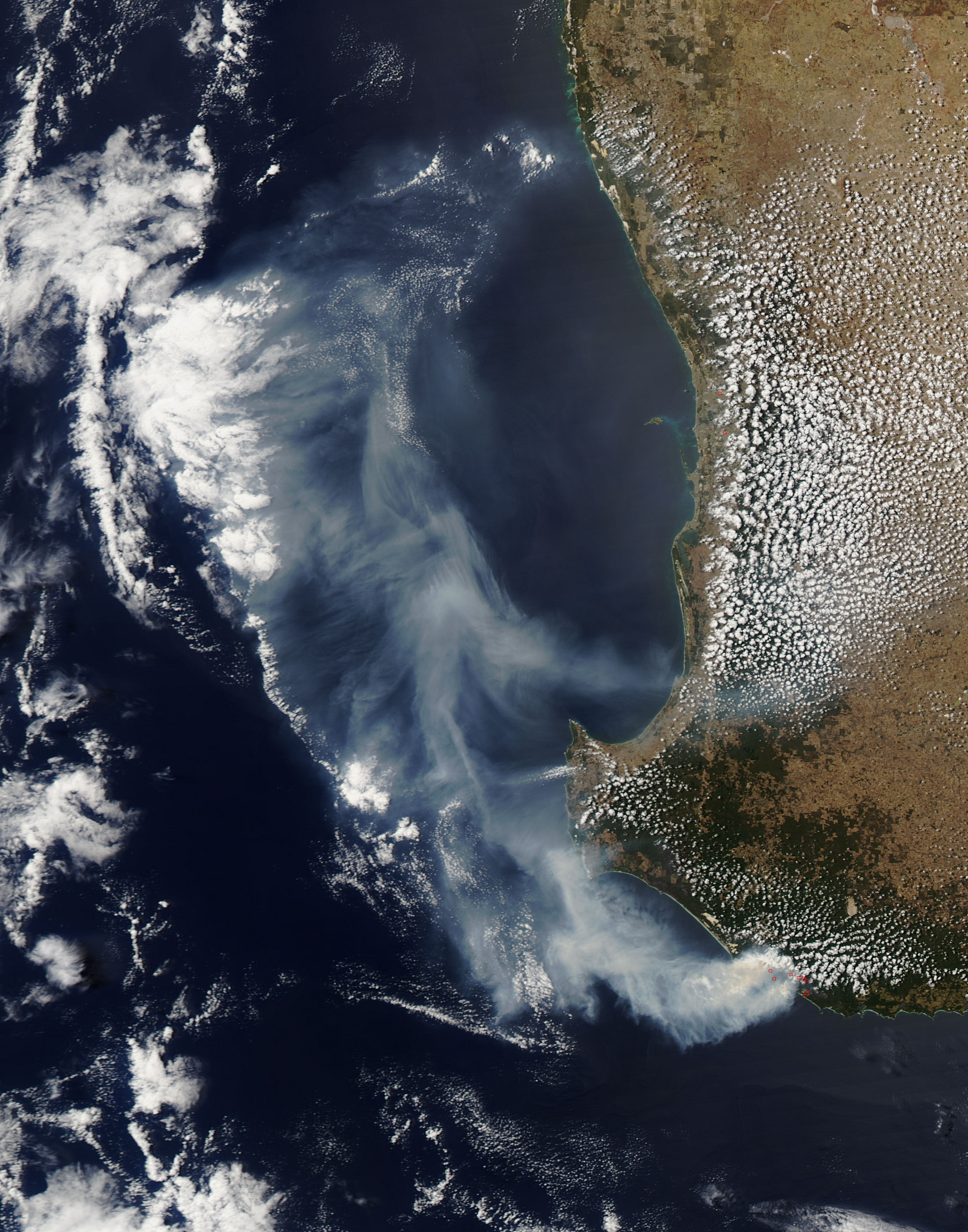 Smoke and fires in southwest Australia - related image preview