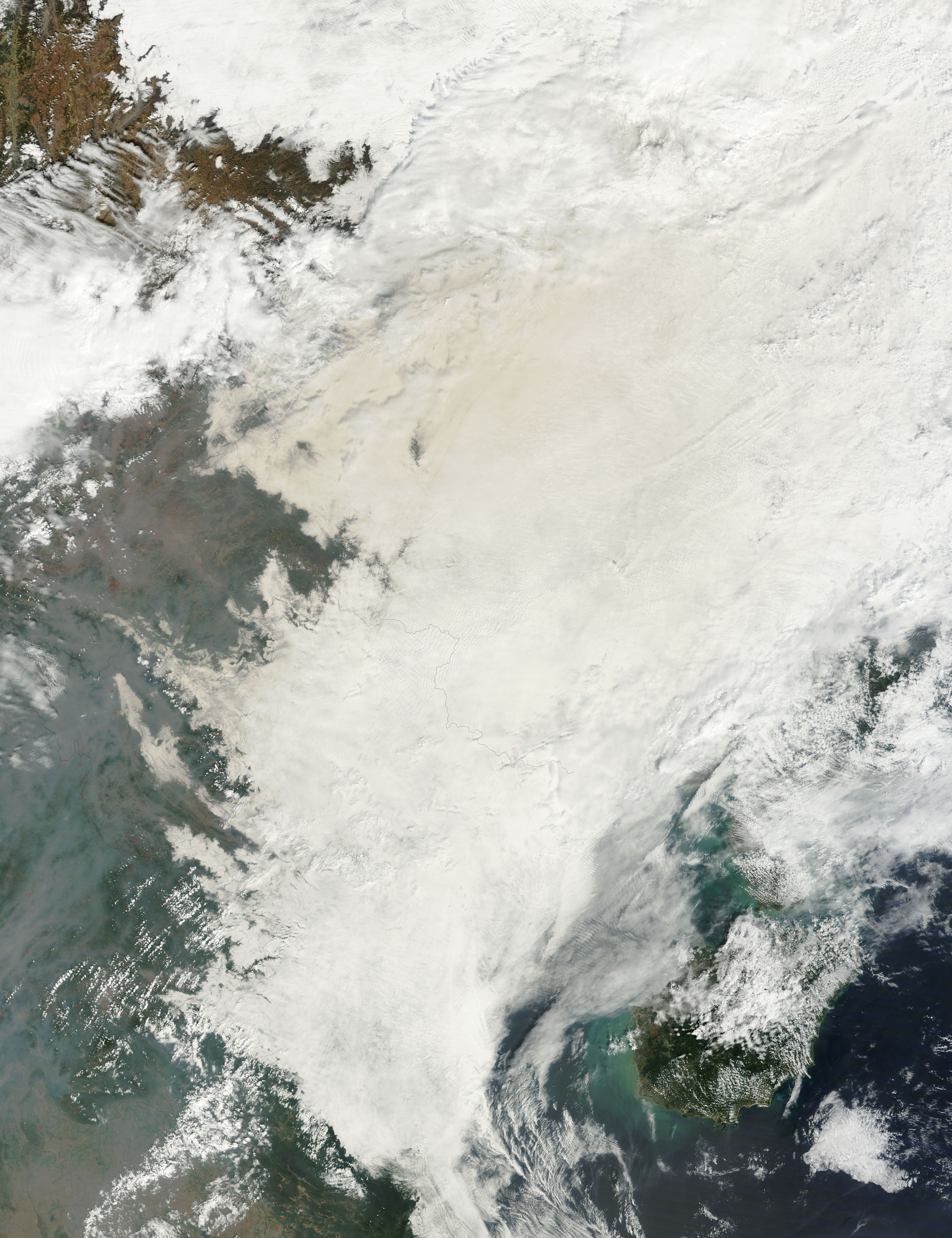 Smoke from Indochina fires over China - related image preview
