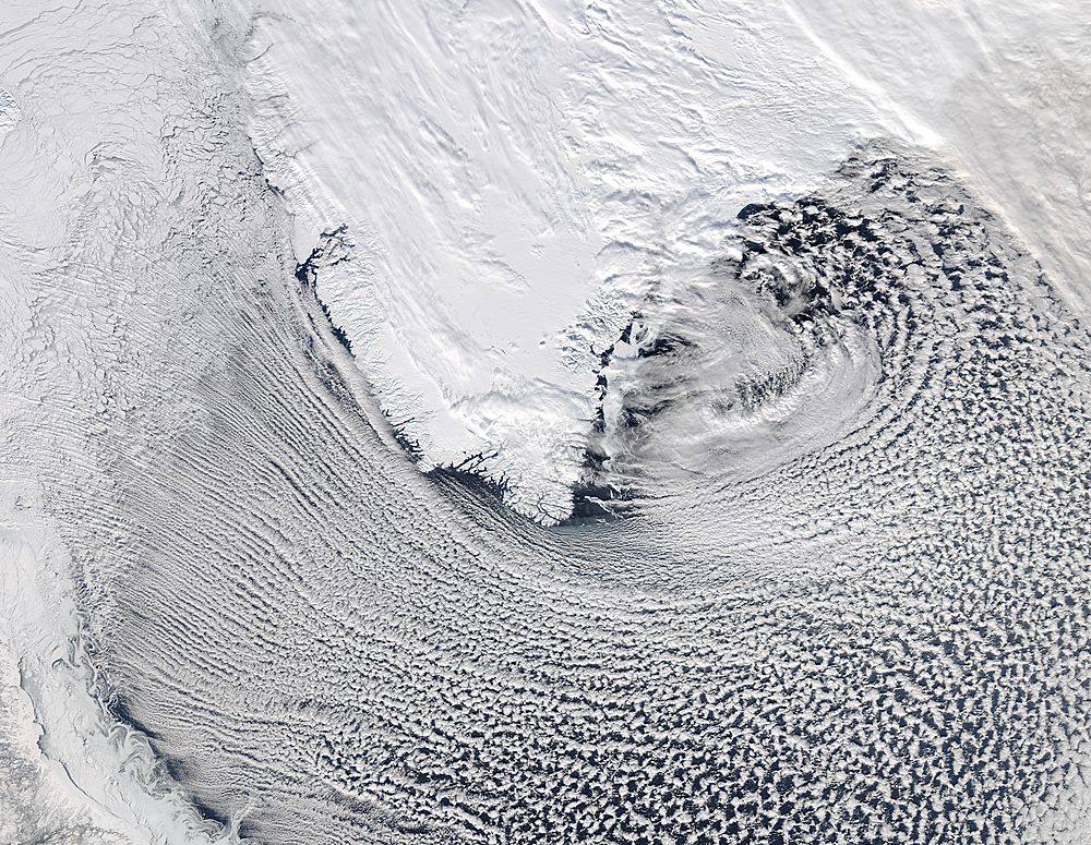 Cloud streets around southern Greenland - related image preview
