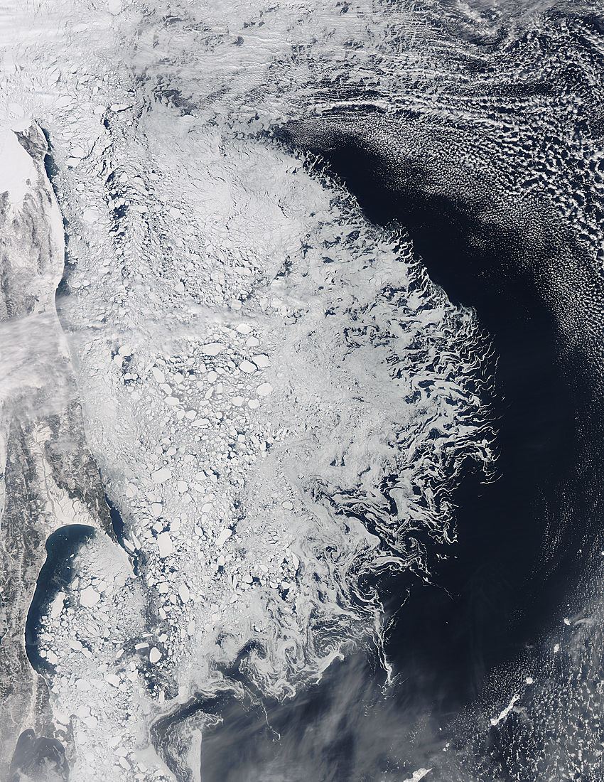 Ice in the Sea of Okhotsk - related image preview