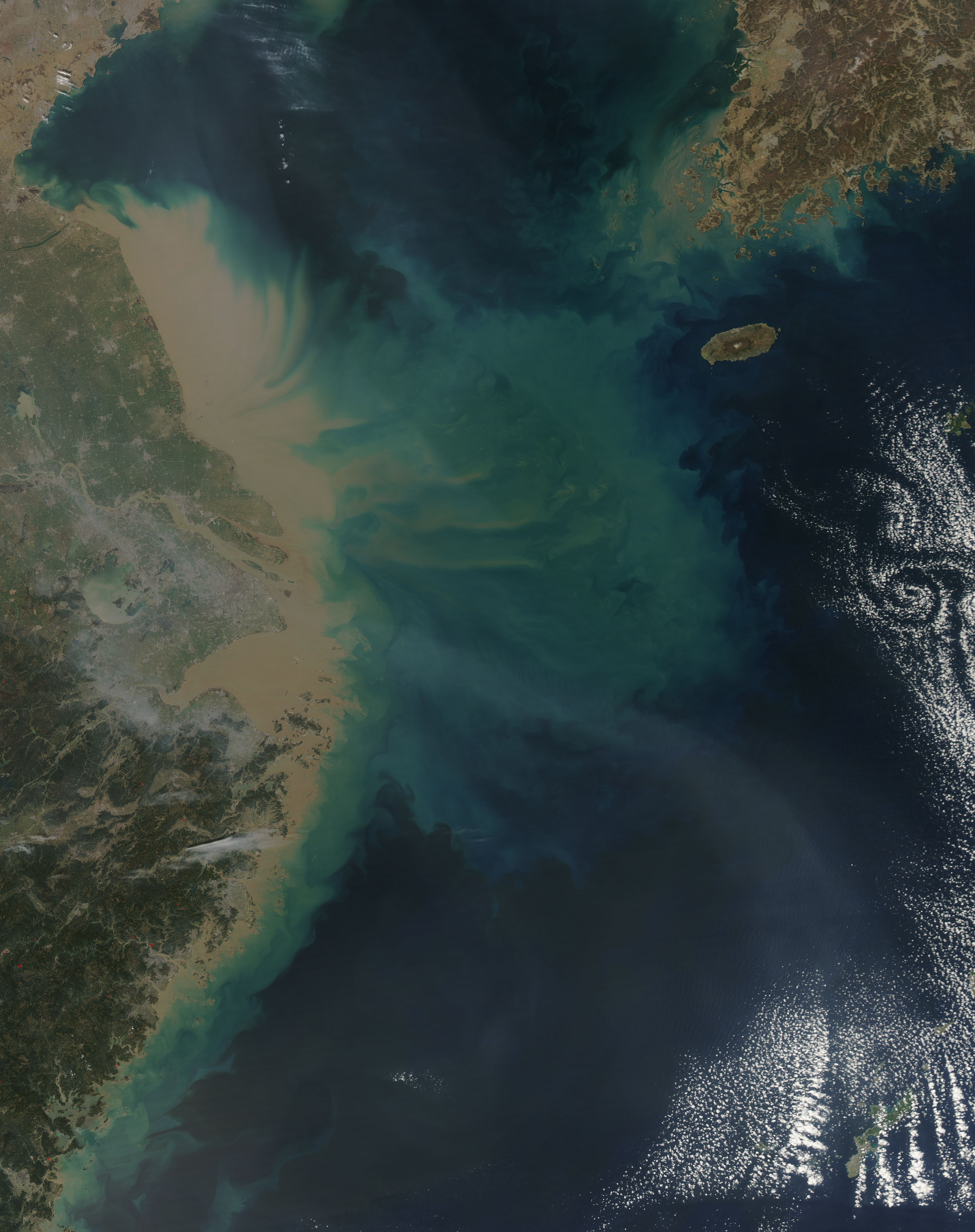 Sediment in the East China Sea - related image preview