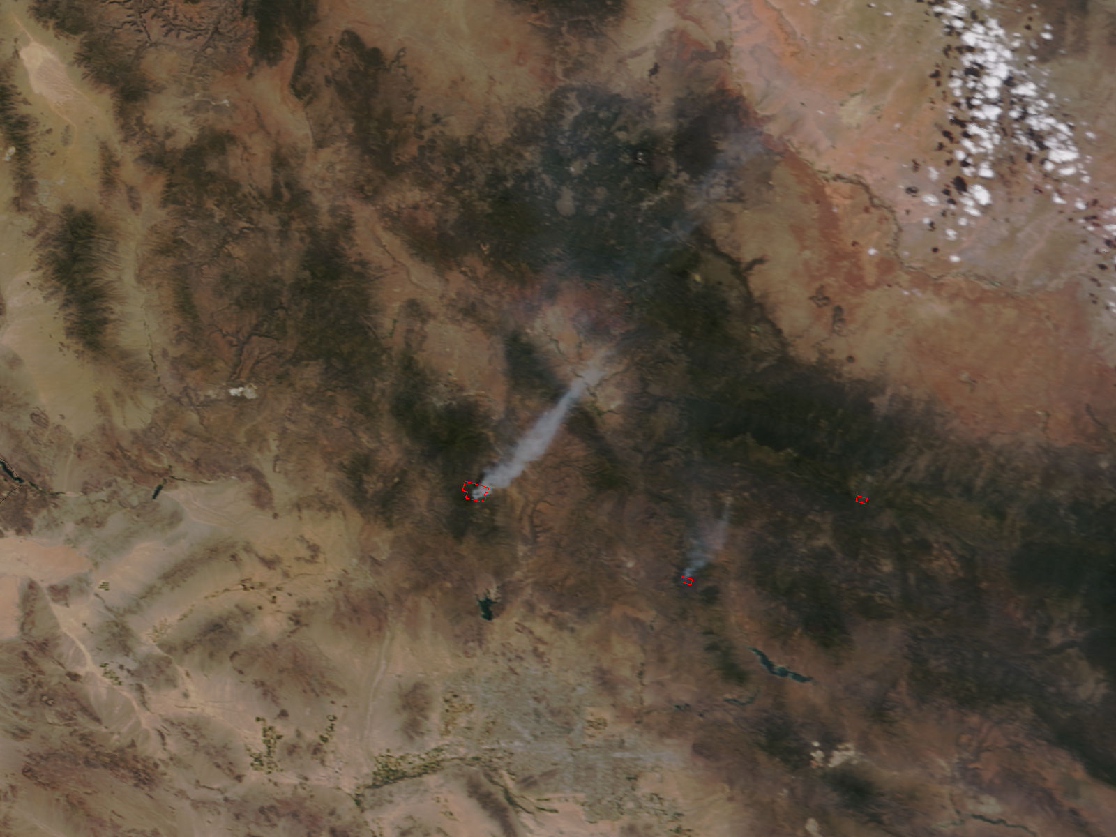 Wildfires in Arizona - related image preview