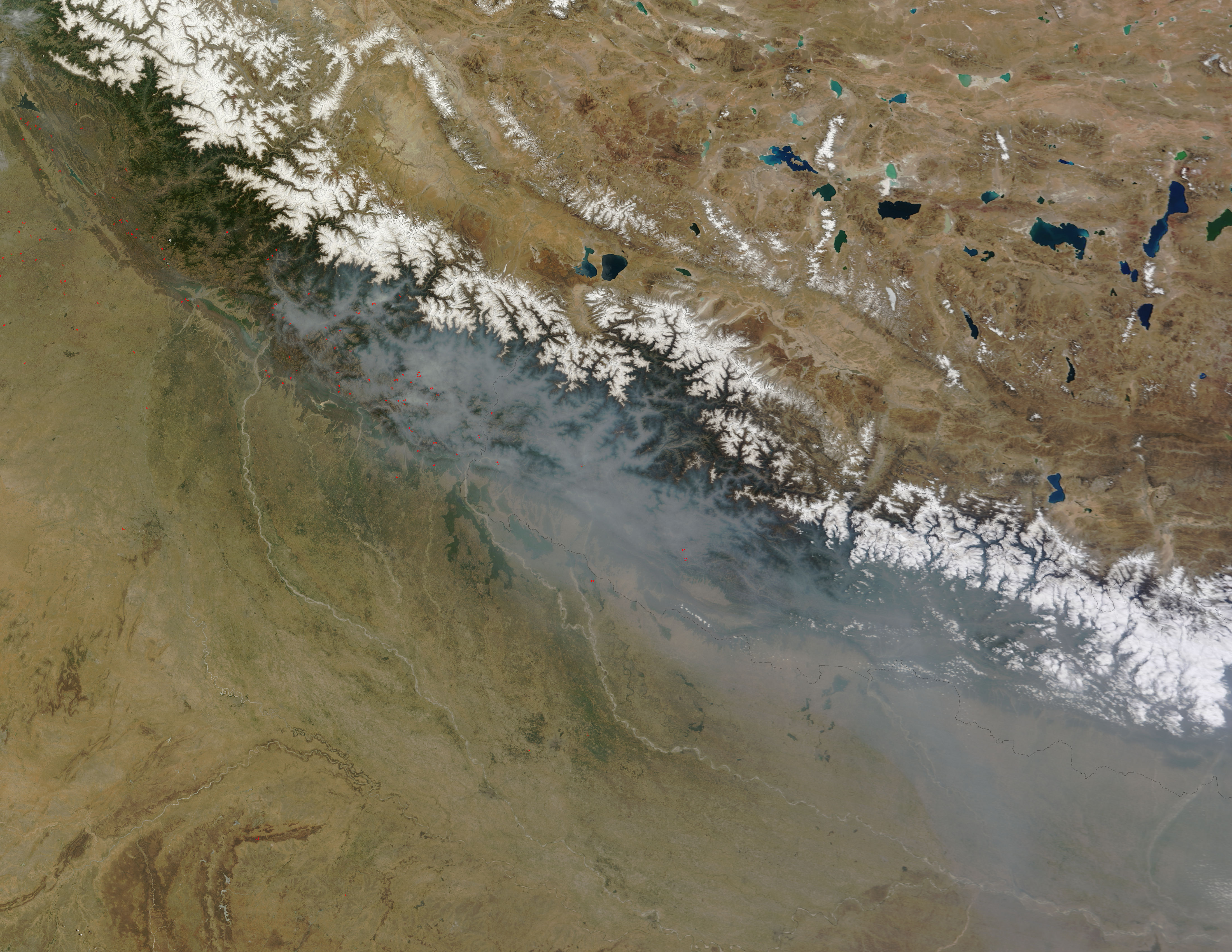 Fires and smoke in northern India and Nepal - related image preview