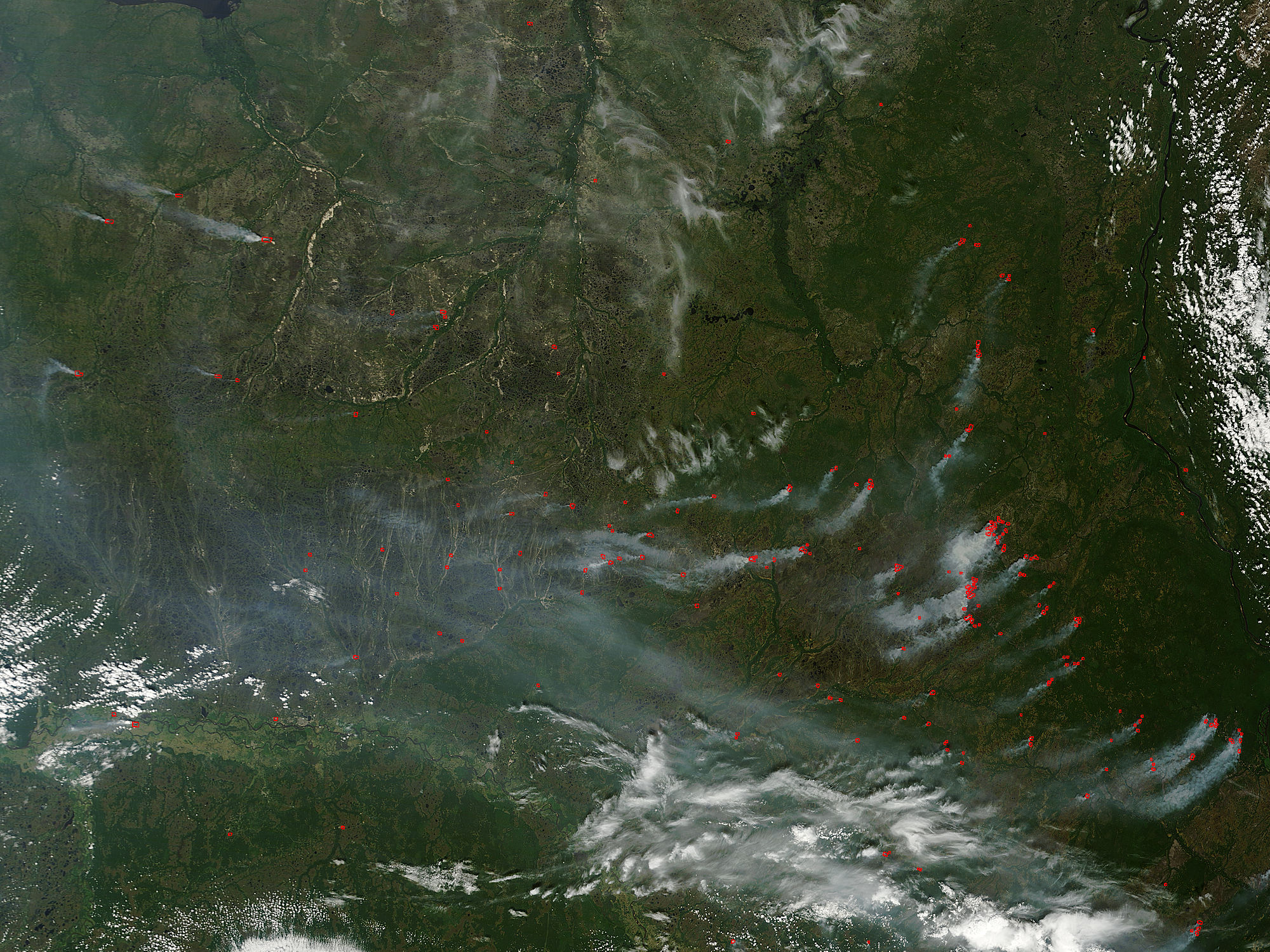 Fires and smoke in central Russia - related image preview