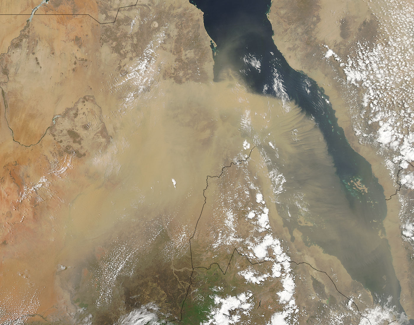 Dust storm over the Red Sea (afternoon overpass) - related image preview