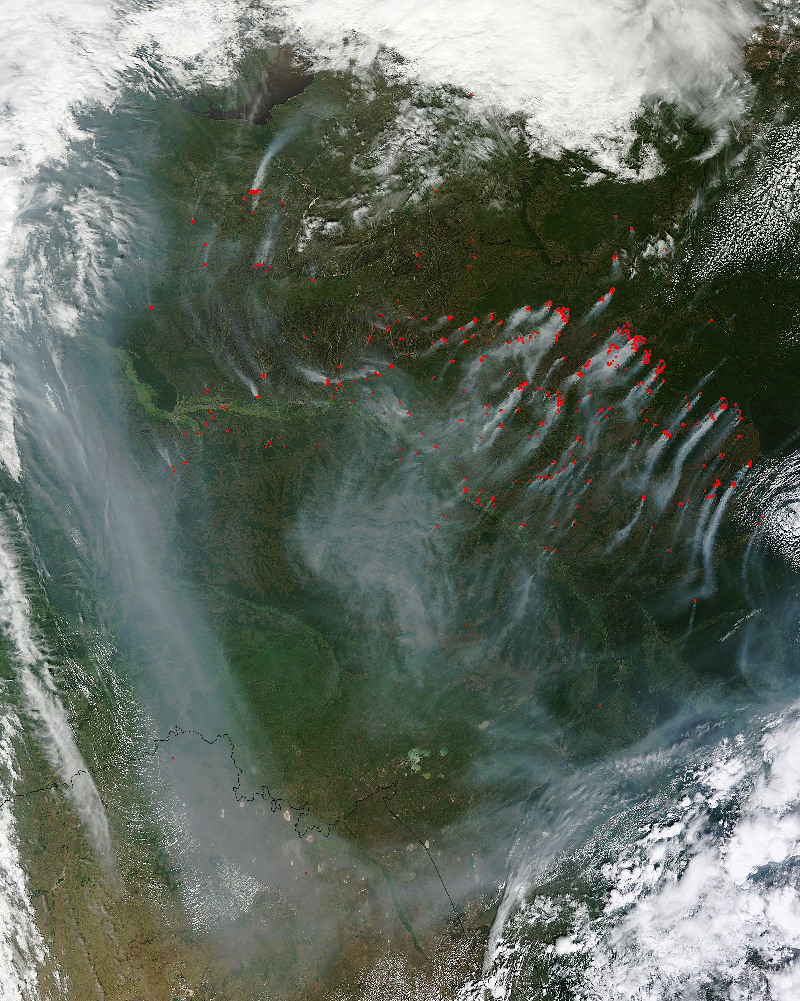 Fires and smoke in central Russia - related image preview