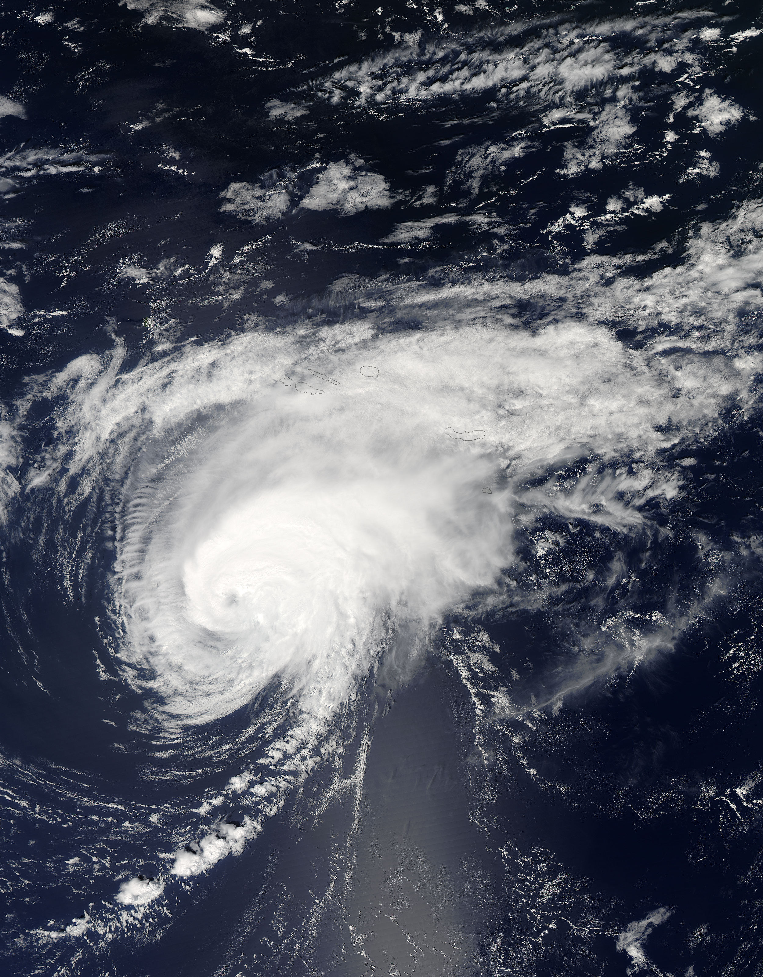 Hurricane Gordon (08L) over the Azores - related image preview