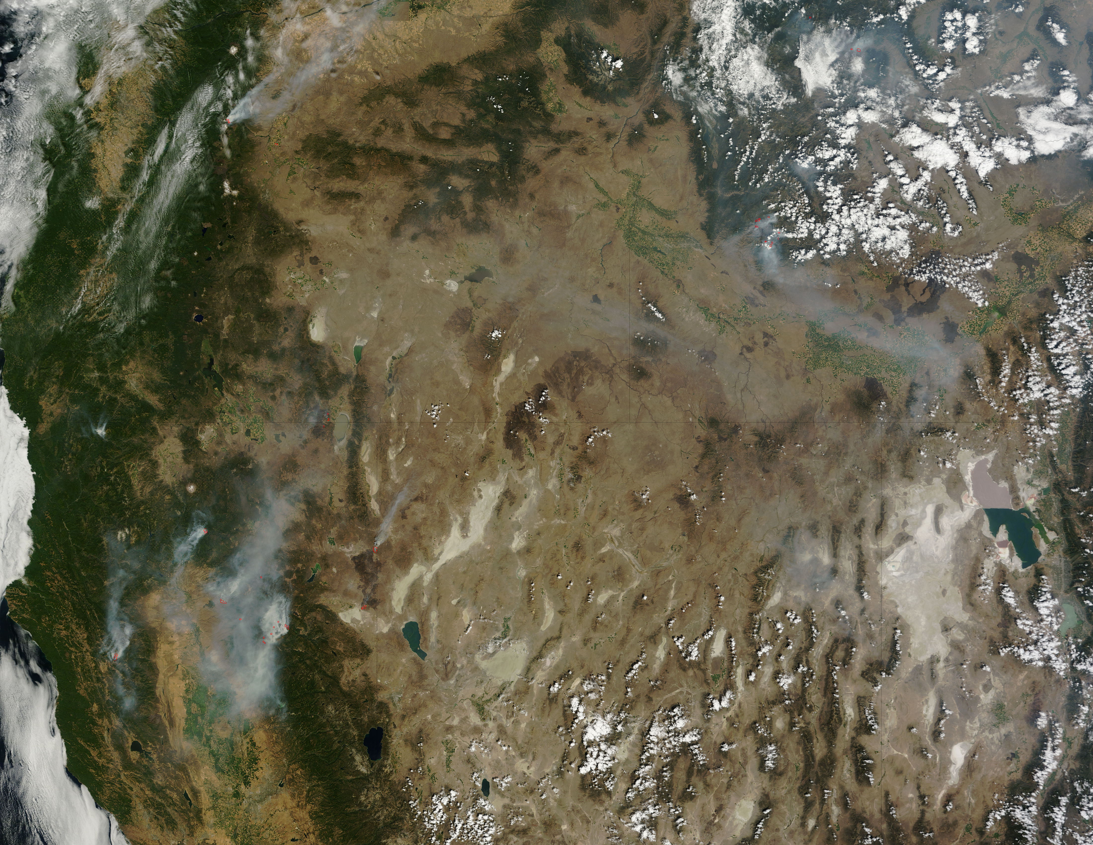 Fires and smoke in western United States - related image preview