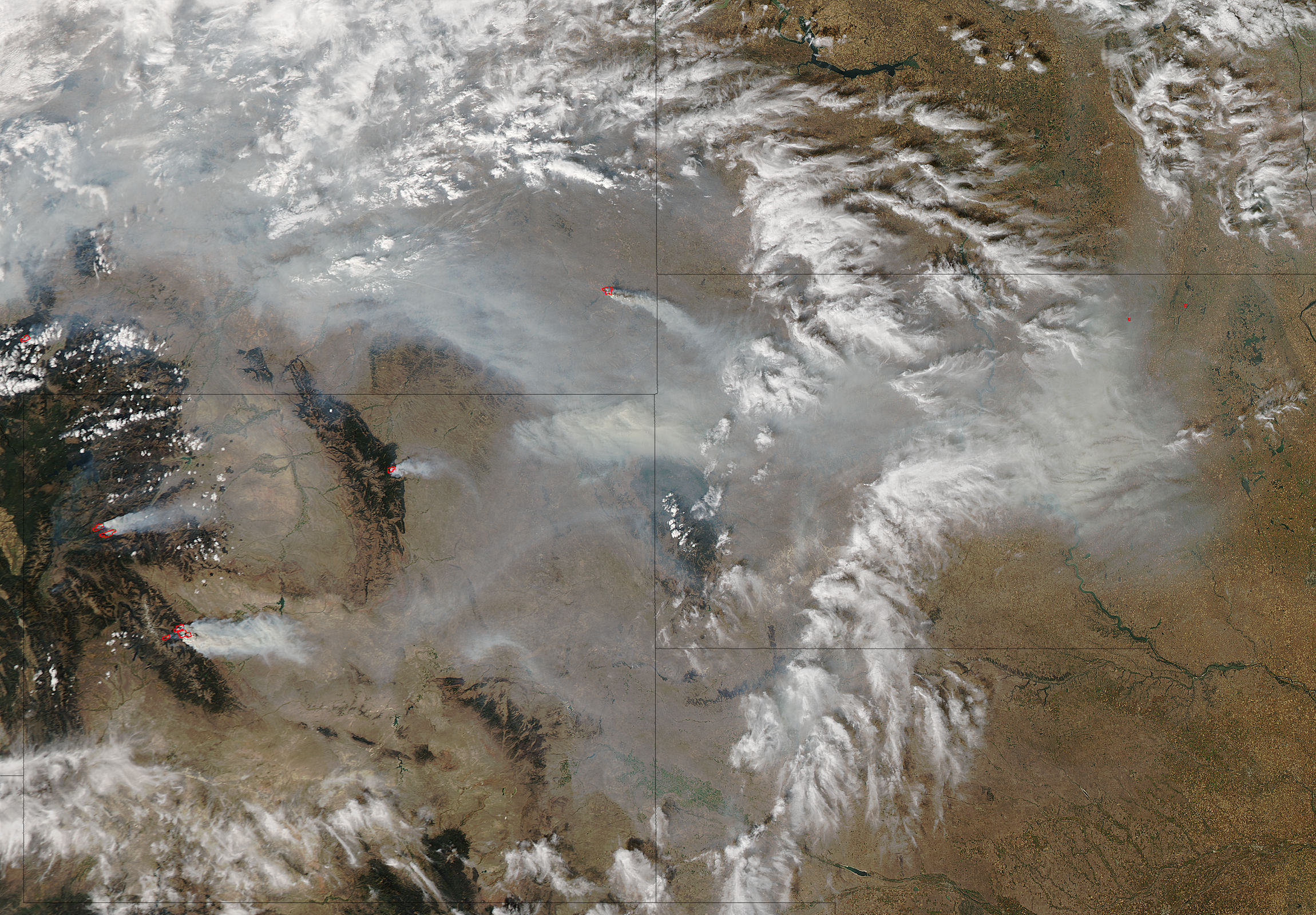 Fires and smoke in western United States - related image preview