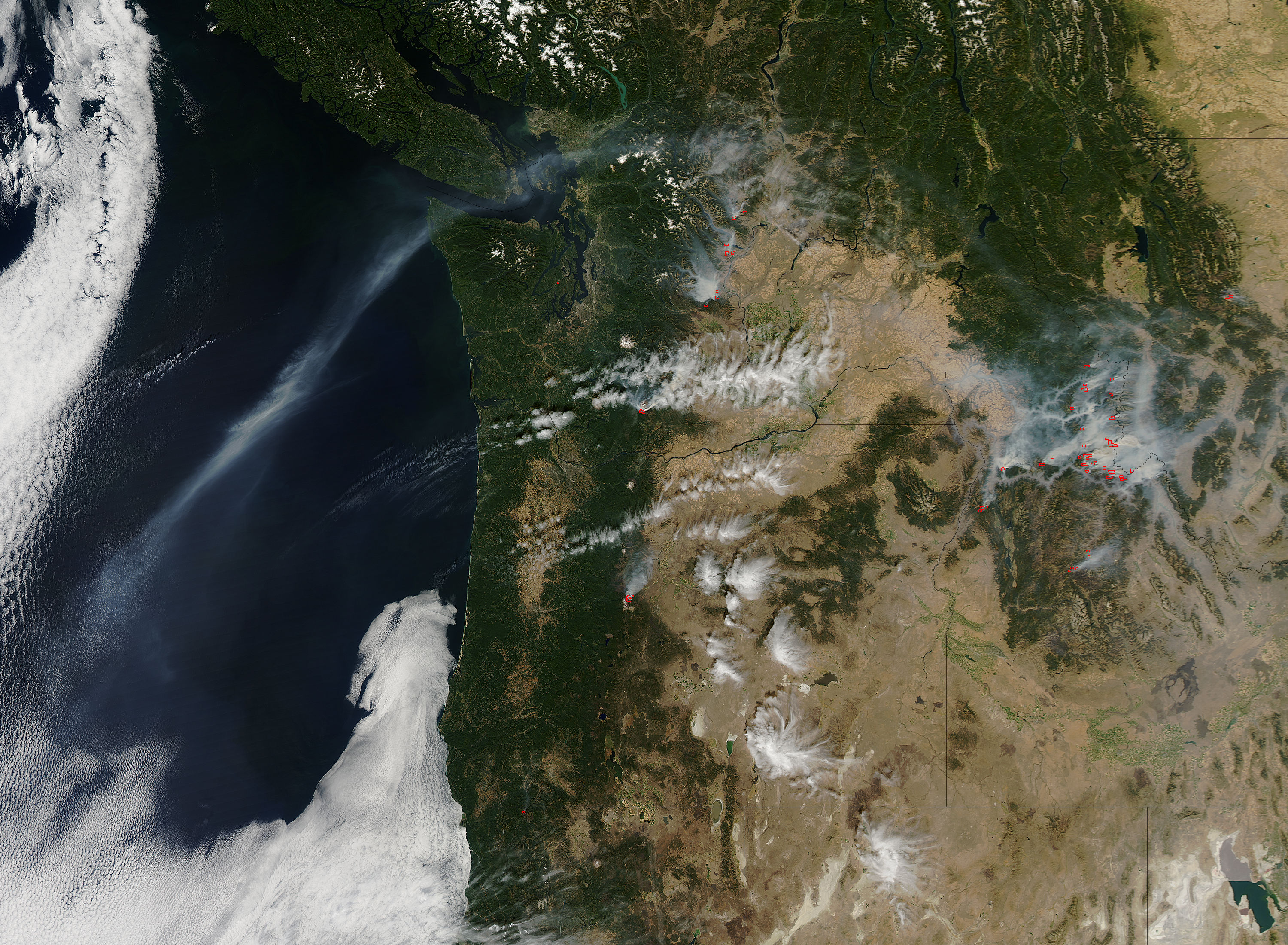 Fires and smoke in western United States - related image preview