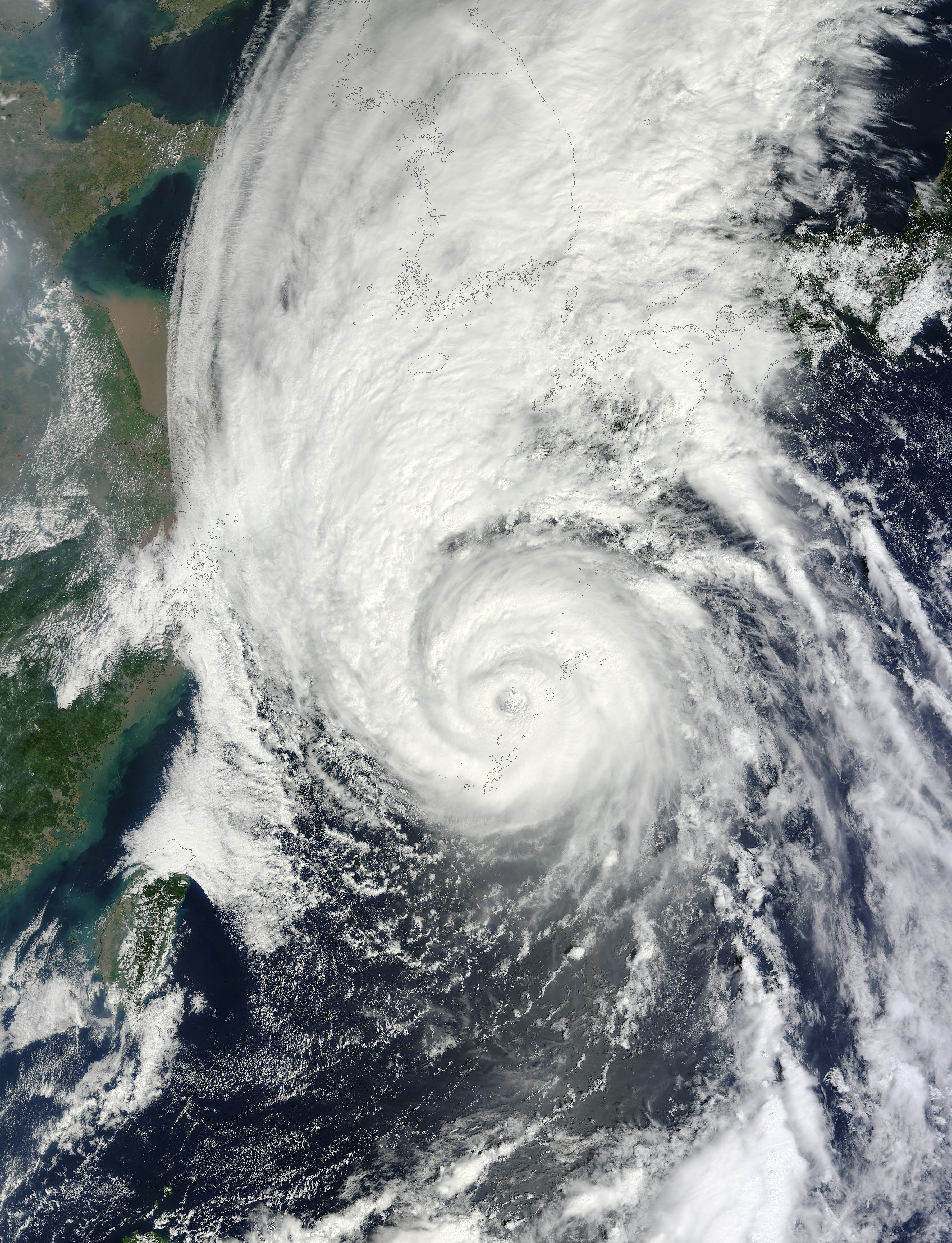 Typhoon Sanba (17W) in the East China Sea - related image preview