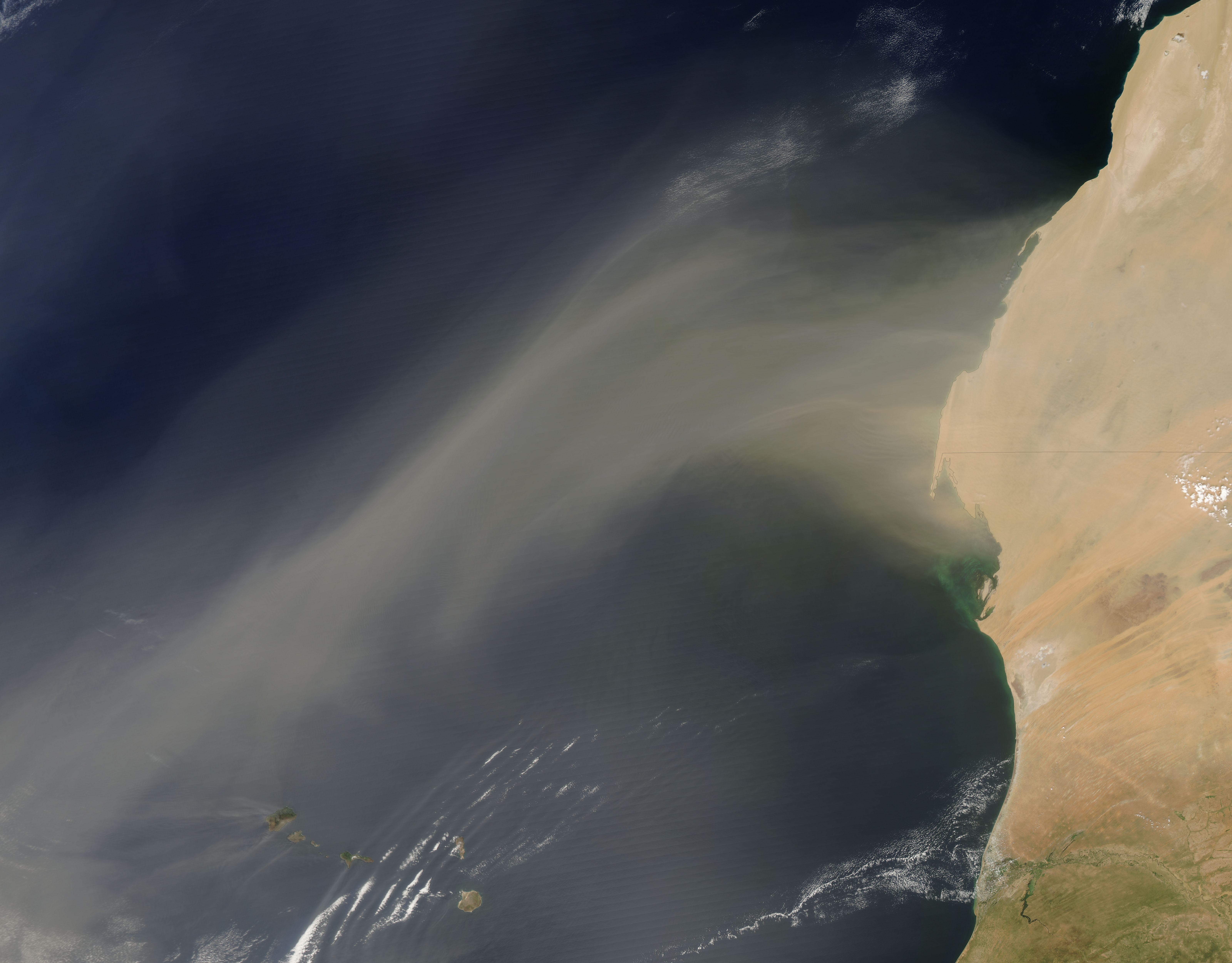 Dust storm off West Africa - related image preview