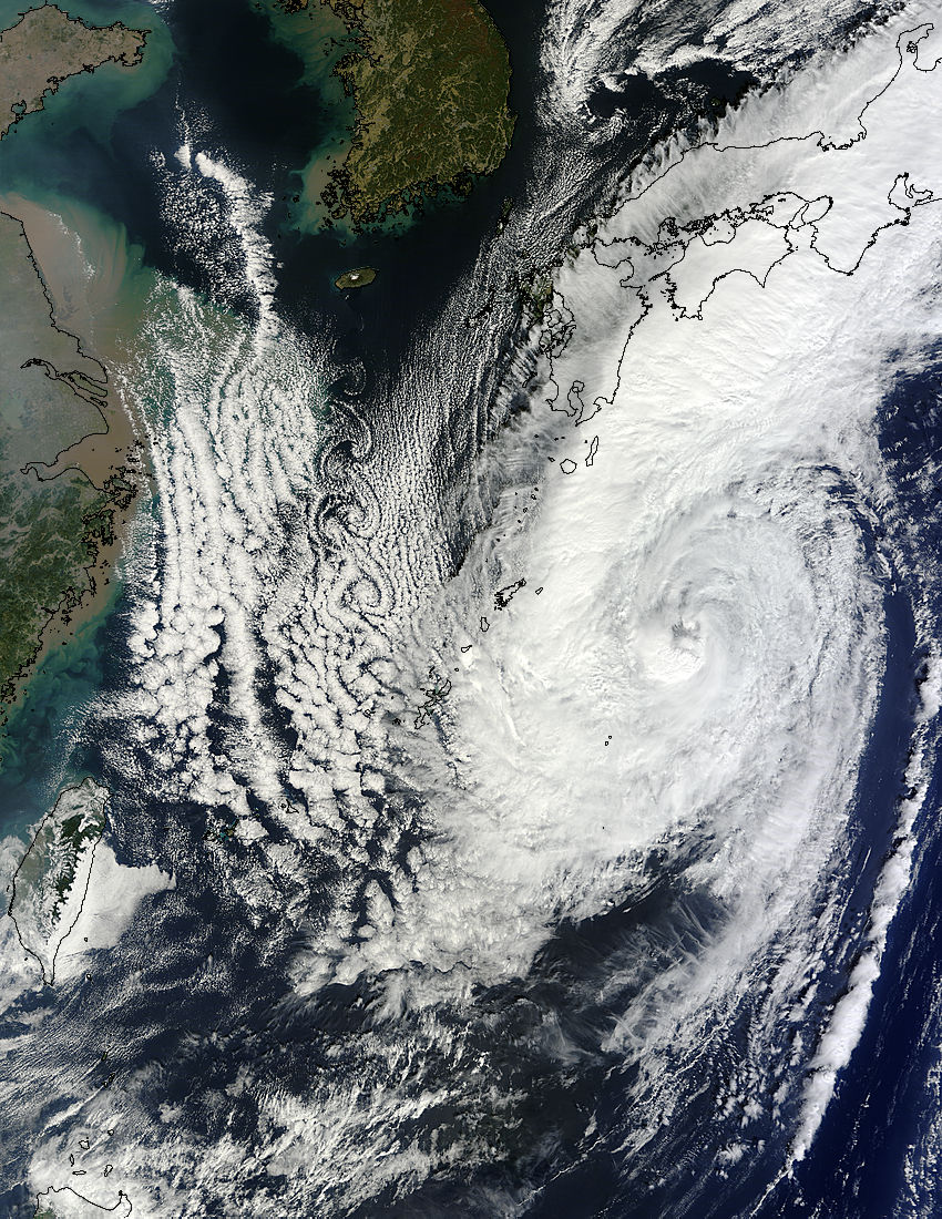 Tropical Storm Prapiroon (22W) and Cloud vortices off Cheju Do - related image preview