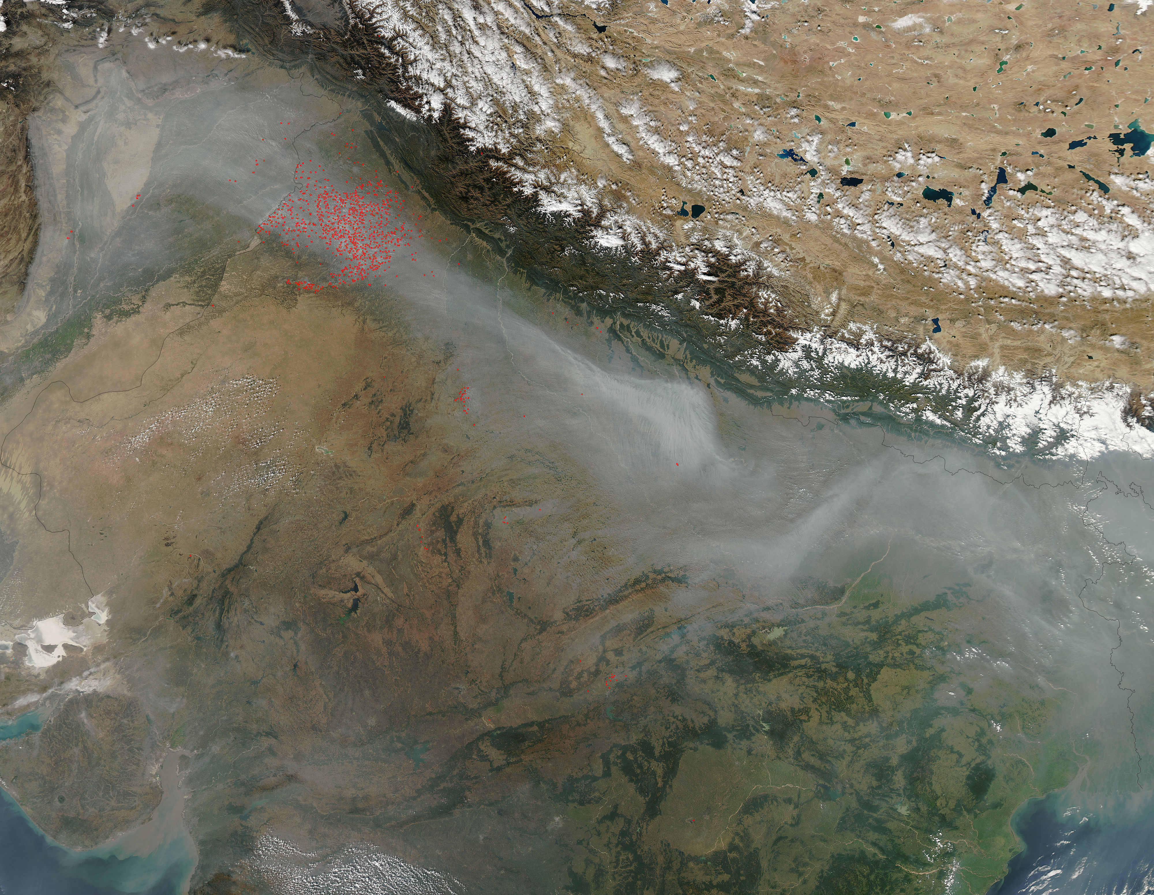 Fires and smoke in northern India - related image preview