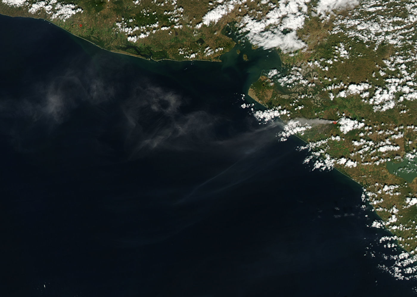 Eruption of San Cristóbal volcano, Nicaragua - related image preview