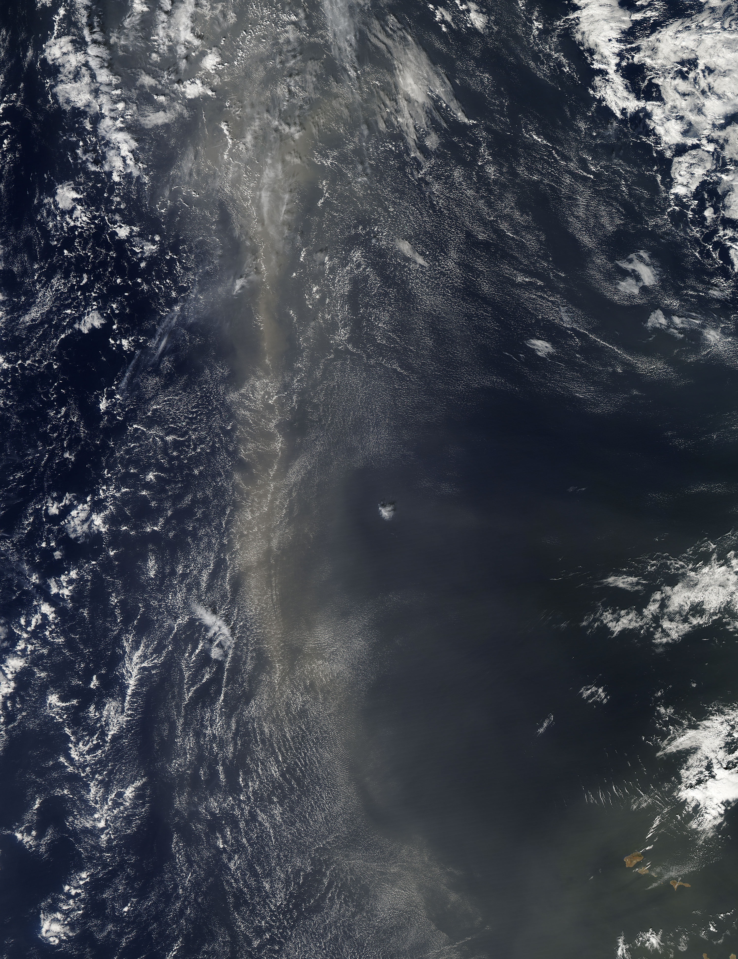 Saharan dust over the Atlantic Ocean - related image preview