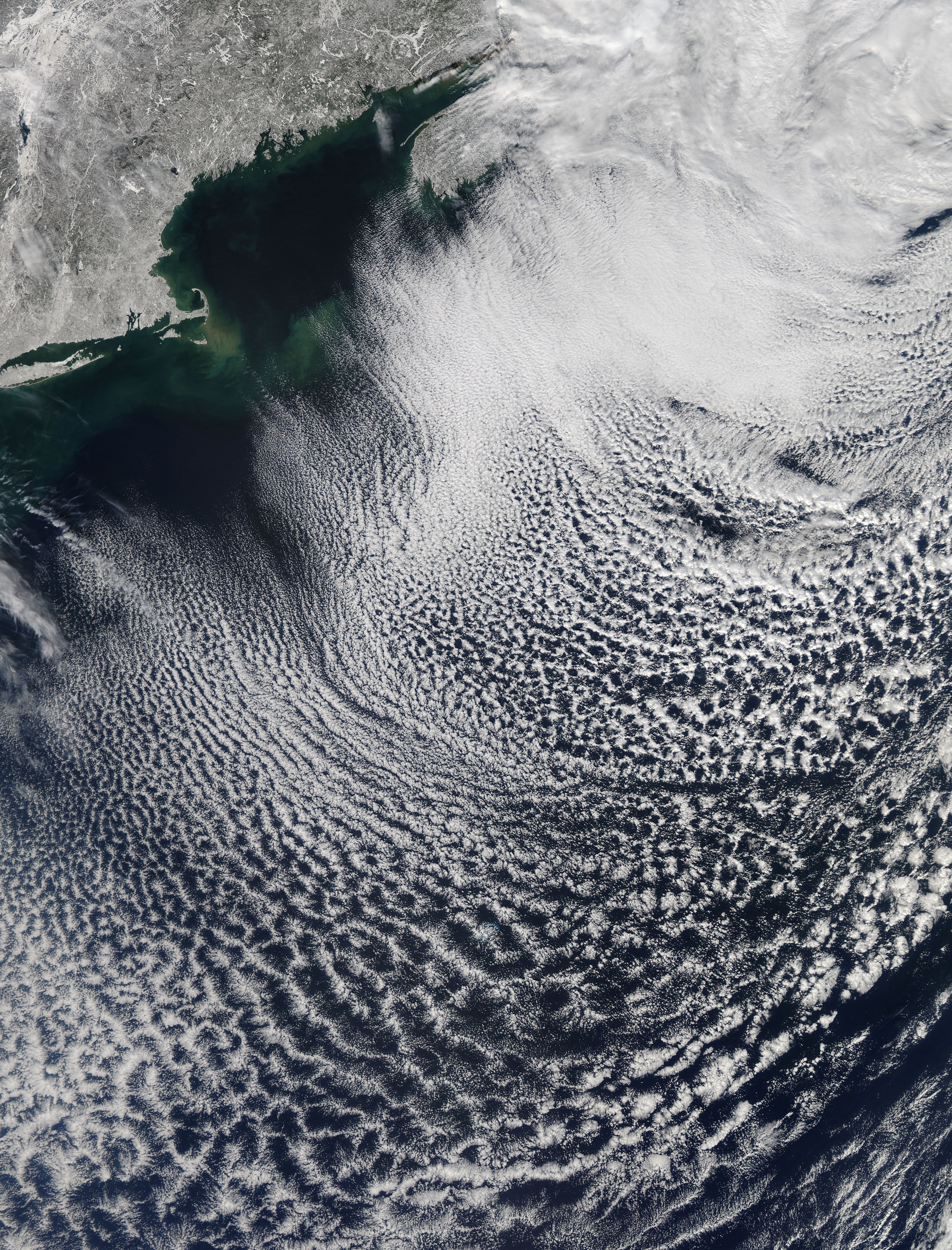 Cloud streets off New England - related image preview