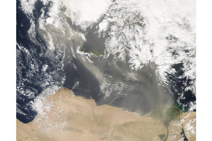 Saharan dust over the Mediterranean Sea - related imagethumbnail