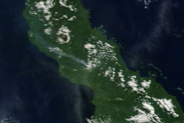 Plume from Bagana, Bougainville Island - related image preview