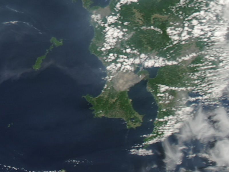 Plume from Sakura-jima, southern Japan - related image preview