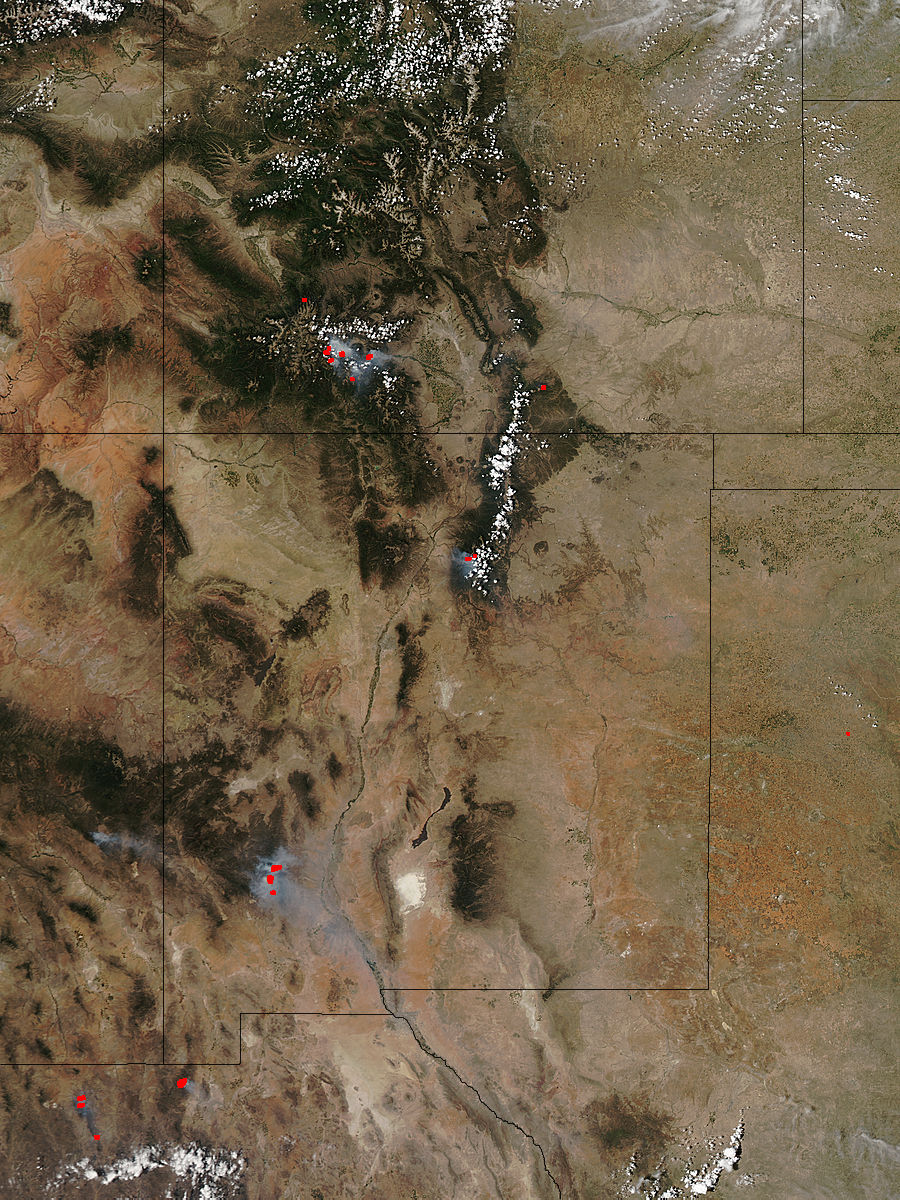 Smoke and fires in western United States (afternoon overpass) - related image preview