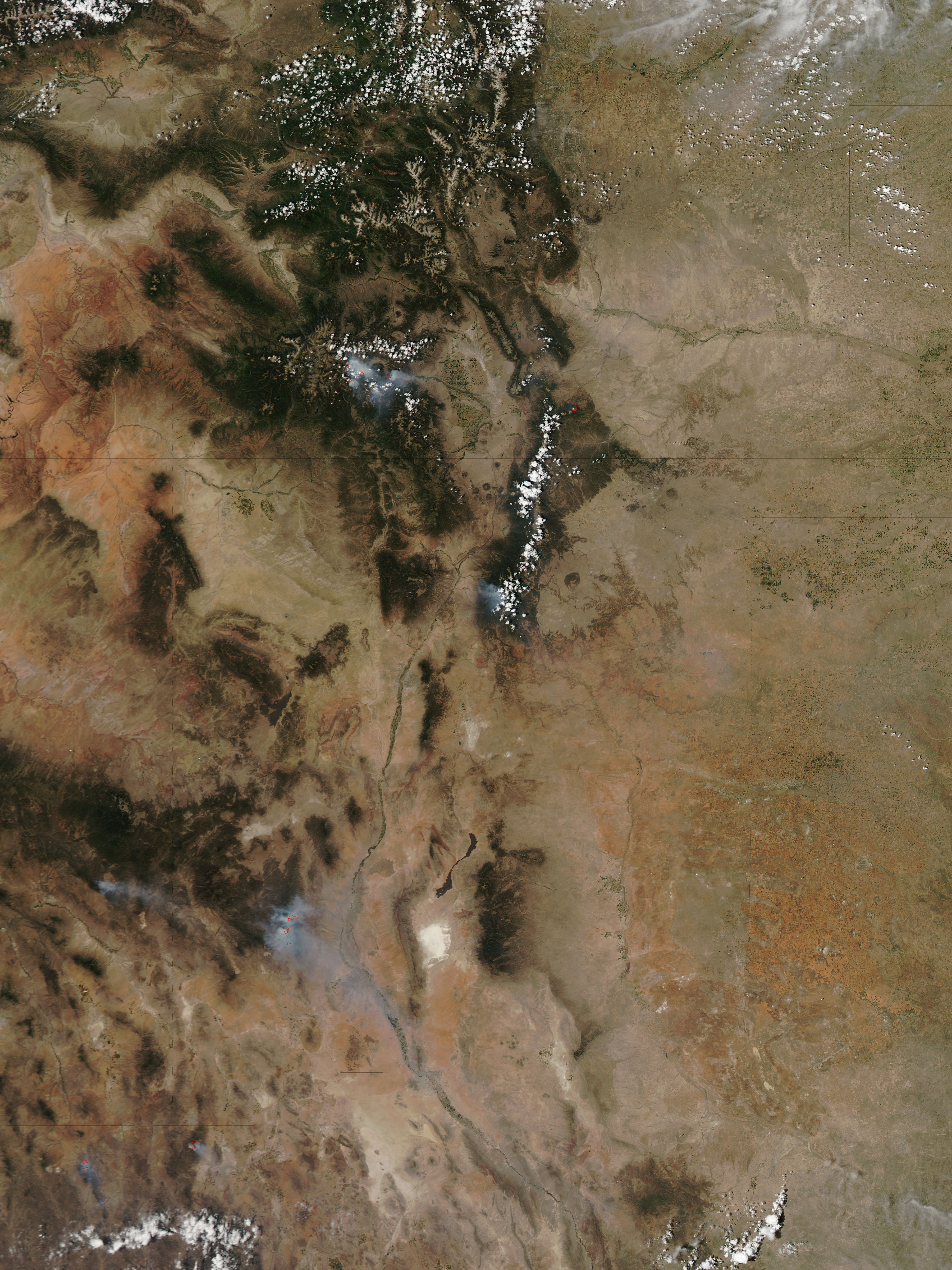 Smoke and fires in western United States (afternoon overpass) - related image preview