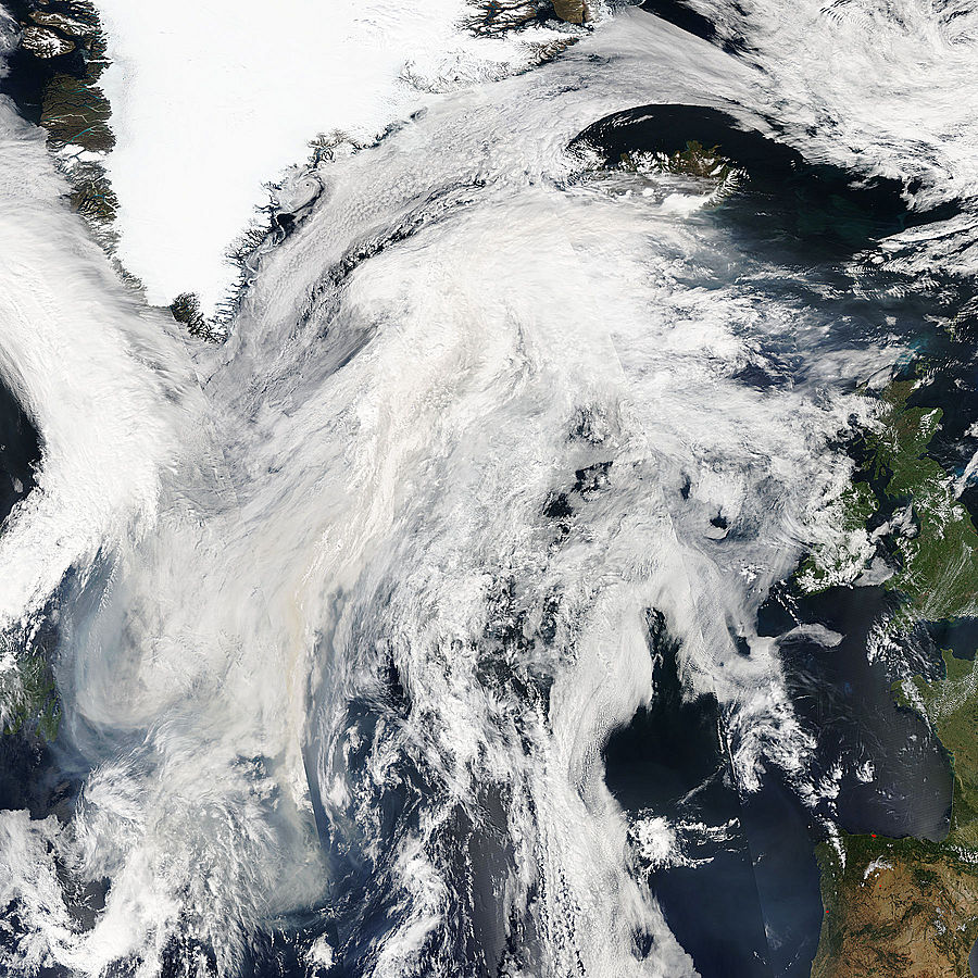 Smoke from Canadian fires over the Atlantic Ocean - related image preview