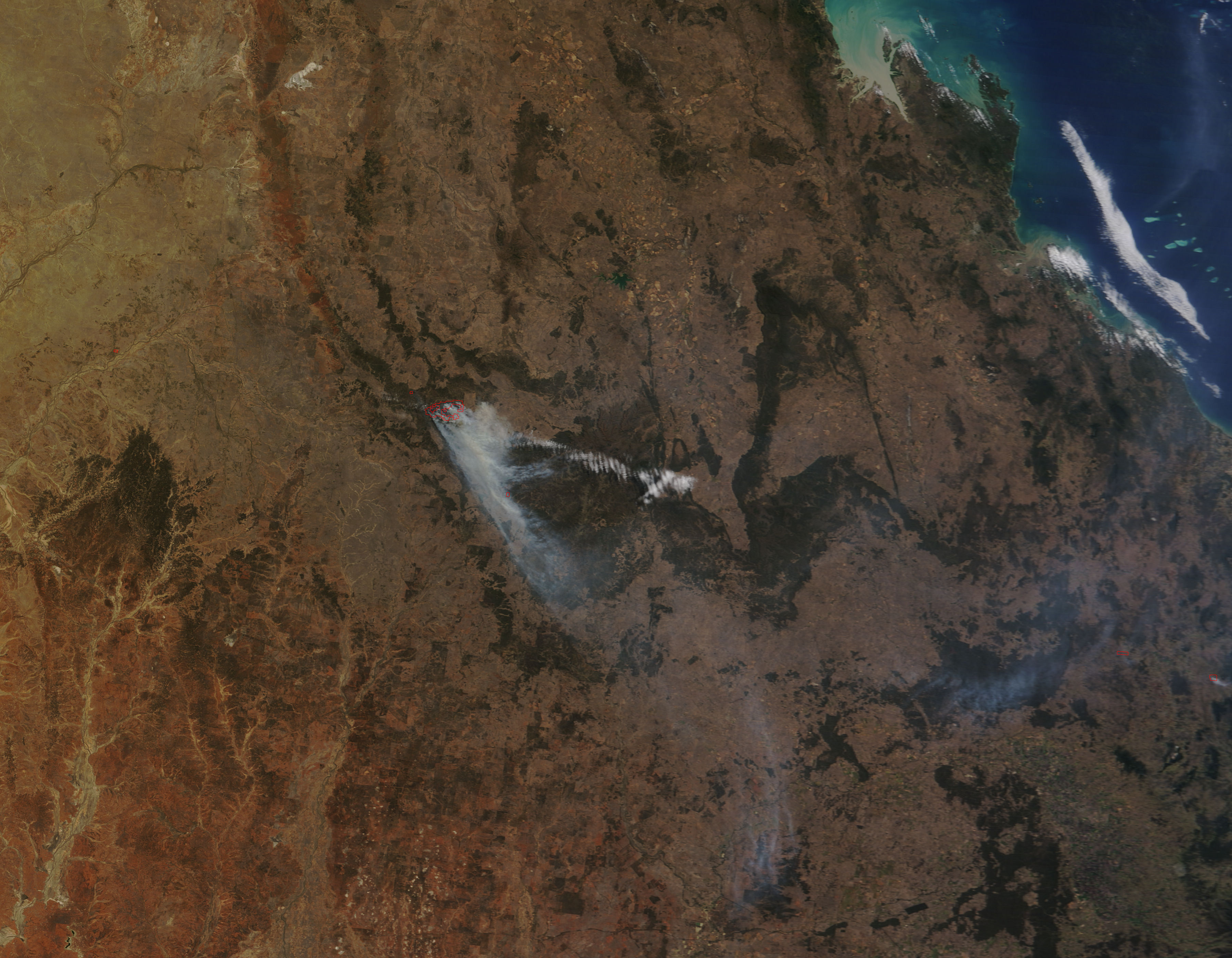 Fires and smoke in Queensland, Australia (morning overpass) - related image preview